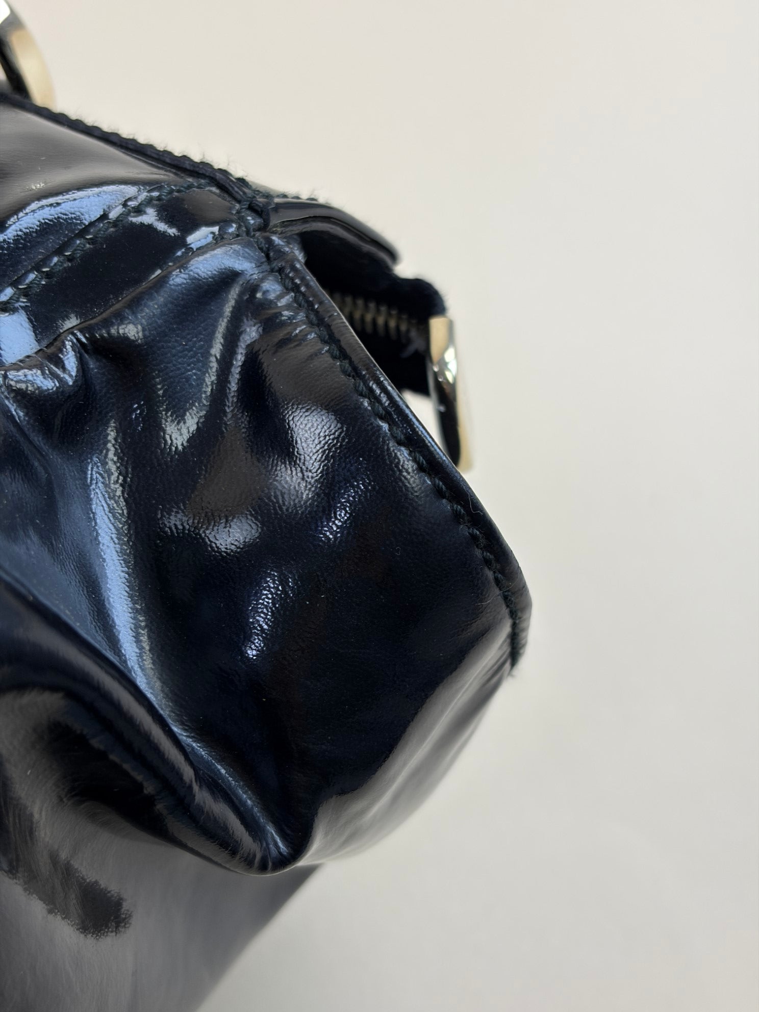 GUCCI vinyl-D black vernis shoulder bag