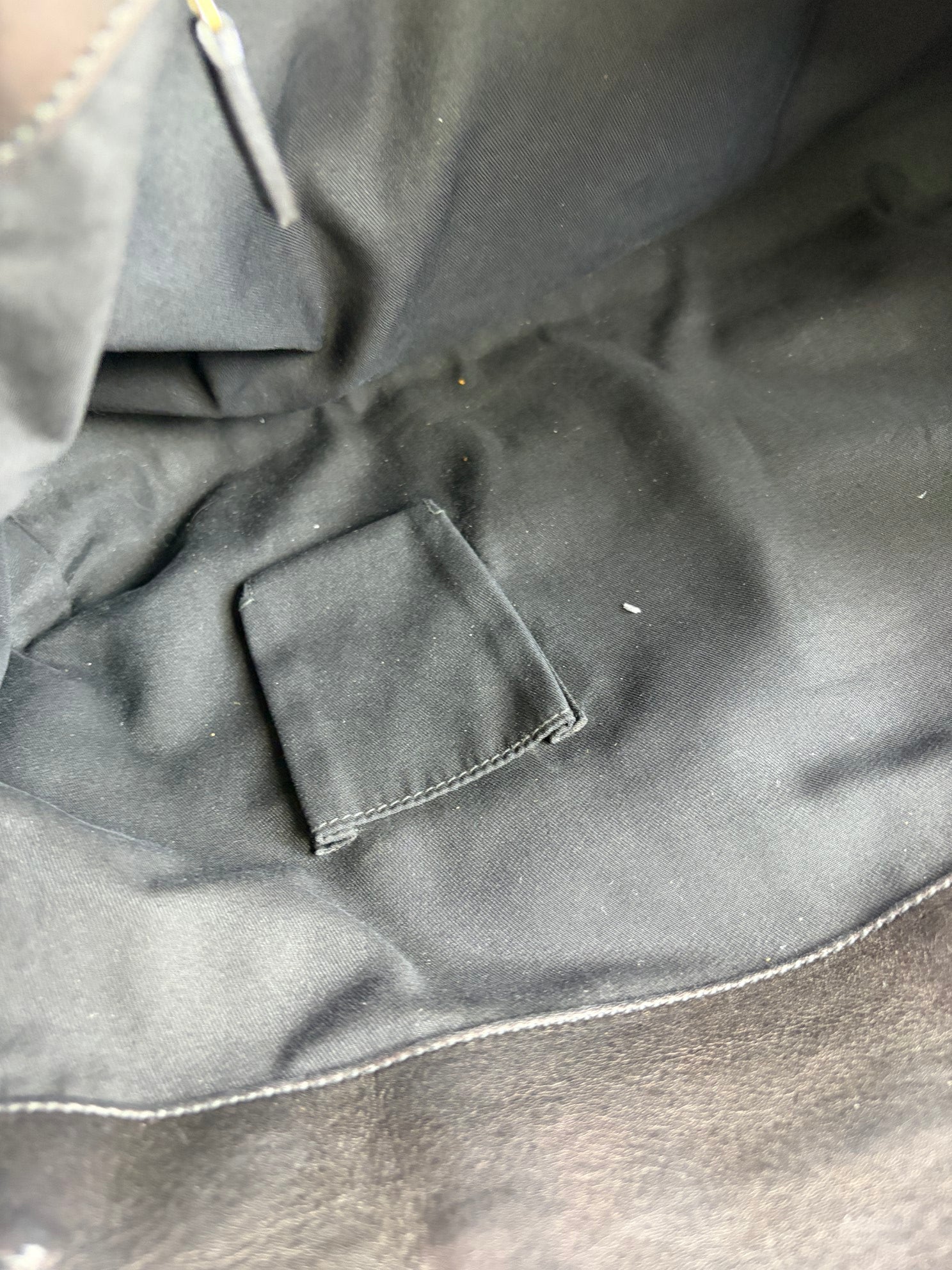 GUCCI vinyl-D black vernis shoulder bag