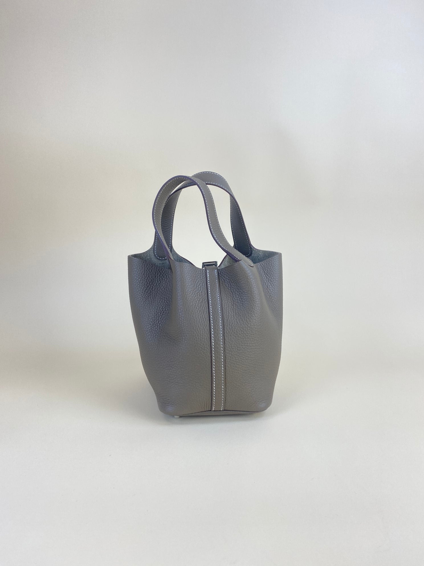 Hermes Etoupe Picotin 18 Bag