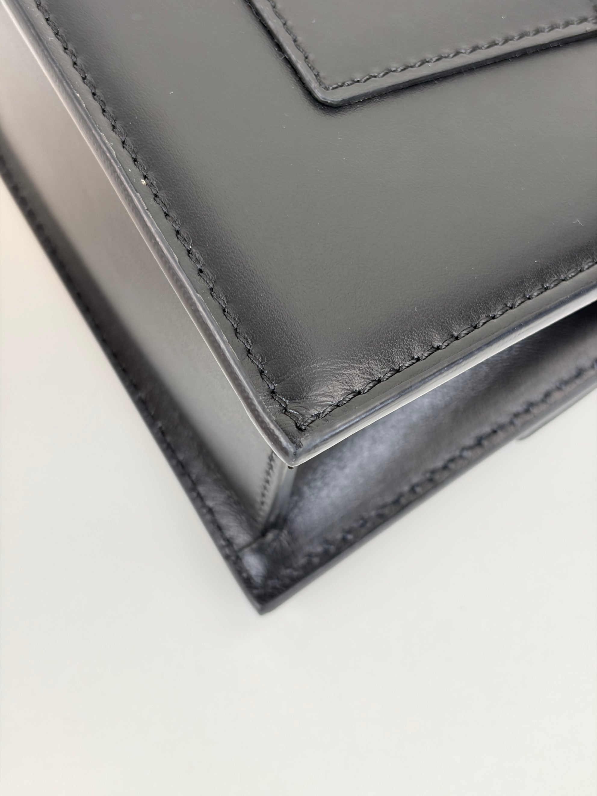Jacquemus black the large bambino handbag