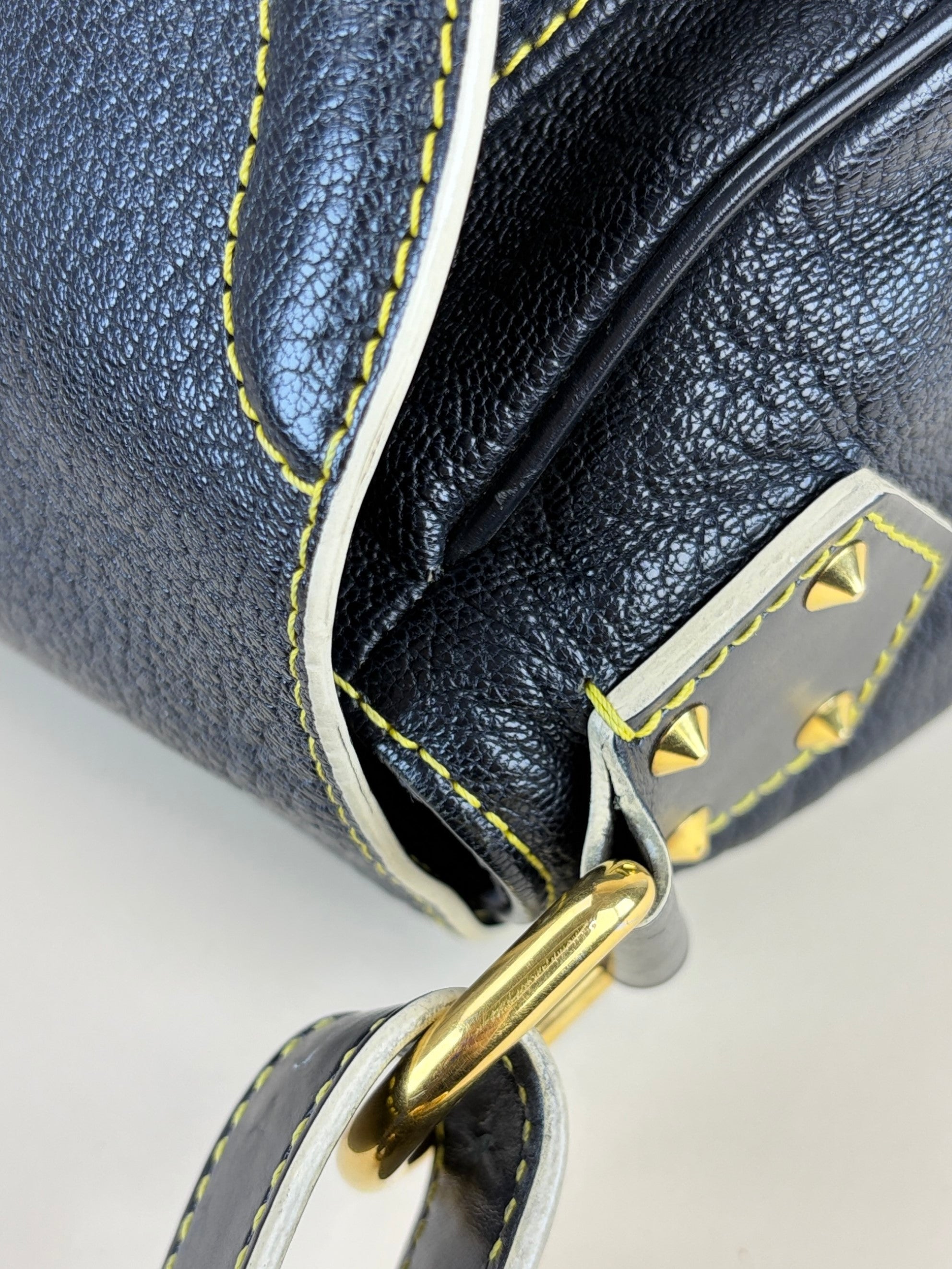 Louis Vuitton Black Suhali Le Confident Shoulder Bag