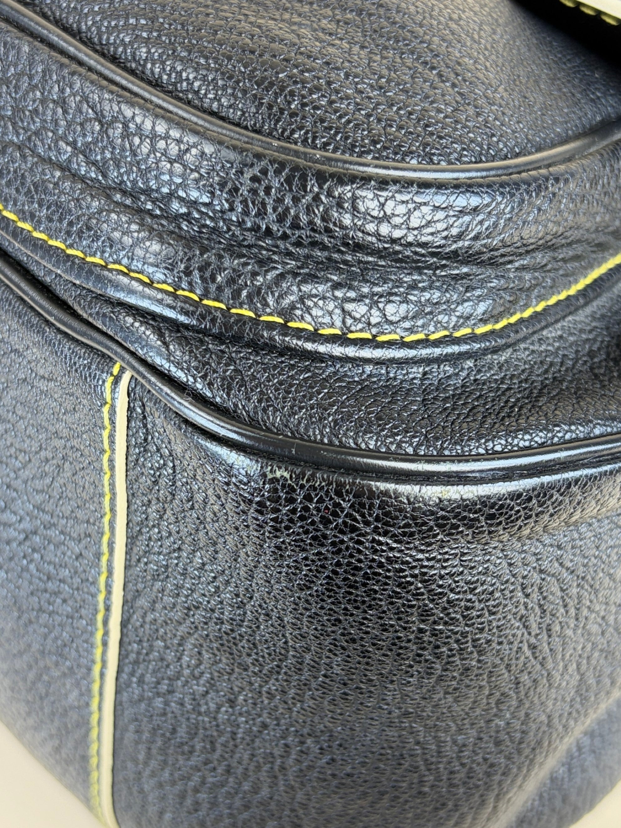 Louis Vuitton Black Suhali Le Confident Shoulder Bag
