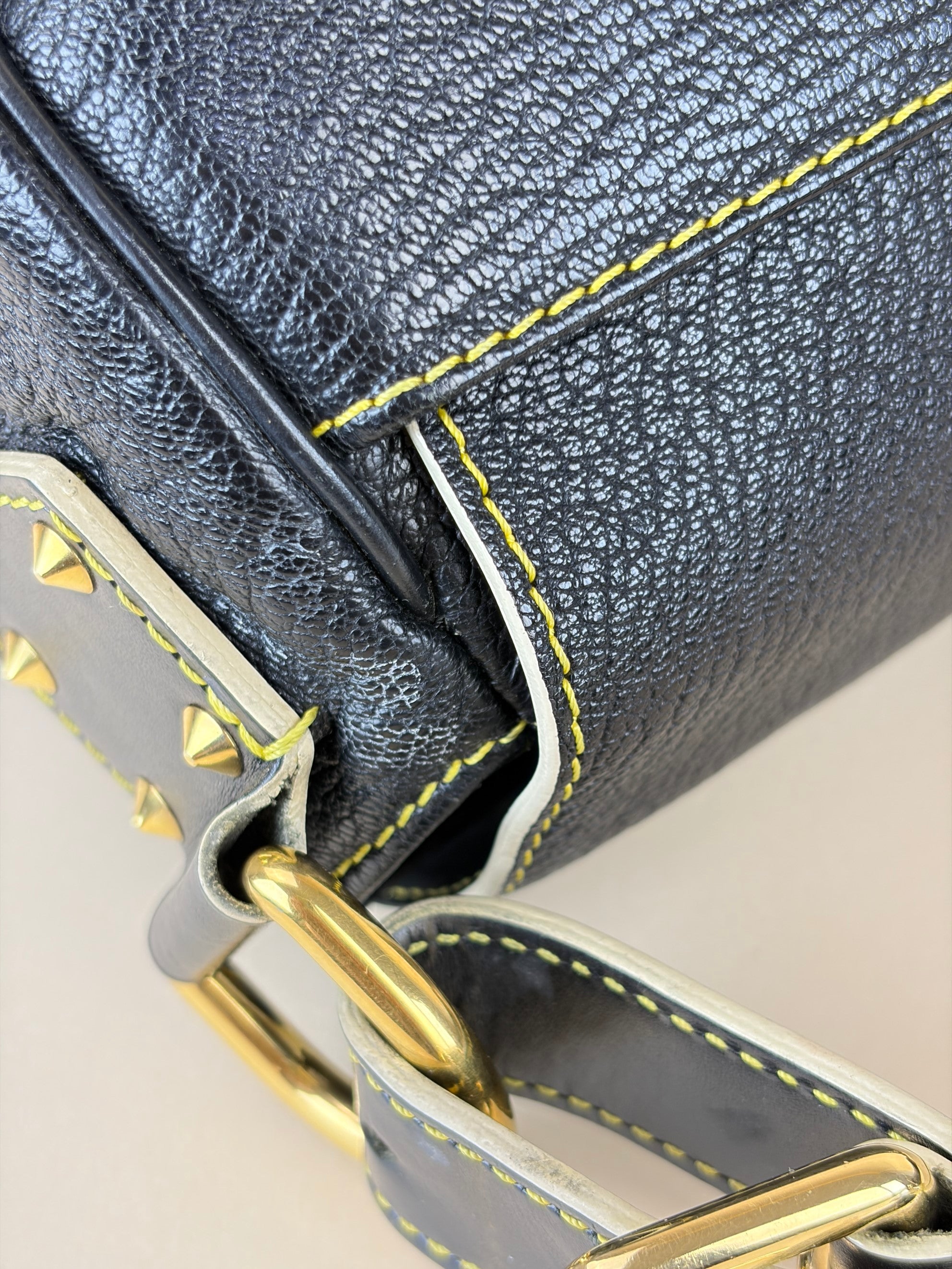 Louis Vuitton Black Suhali Le Confident Shoulder Bag