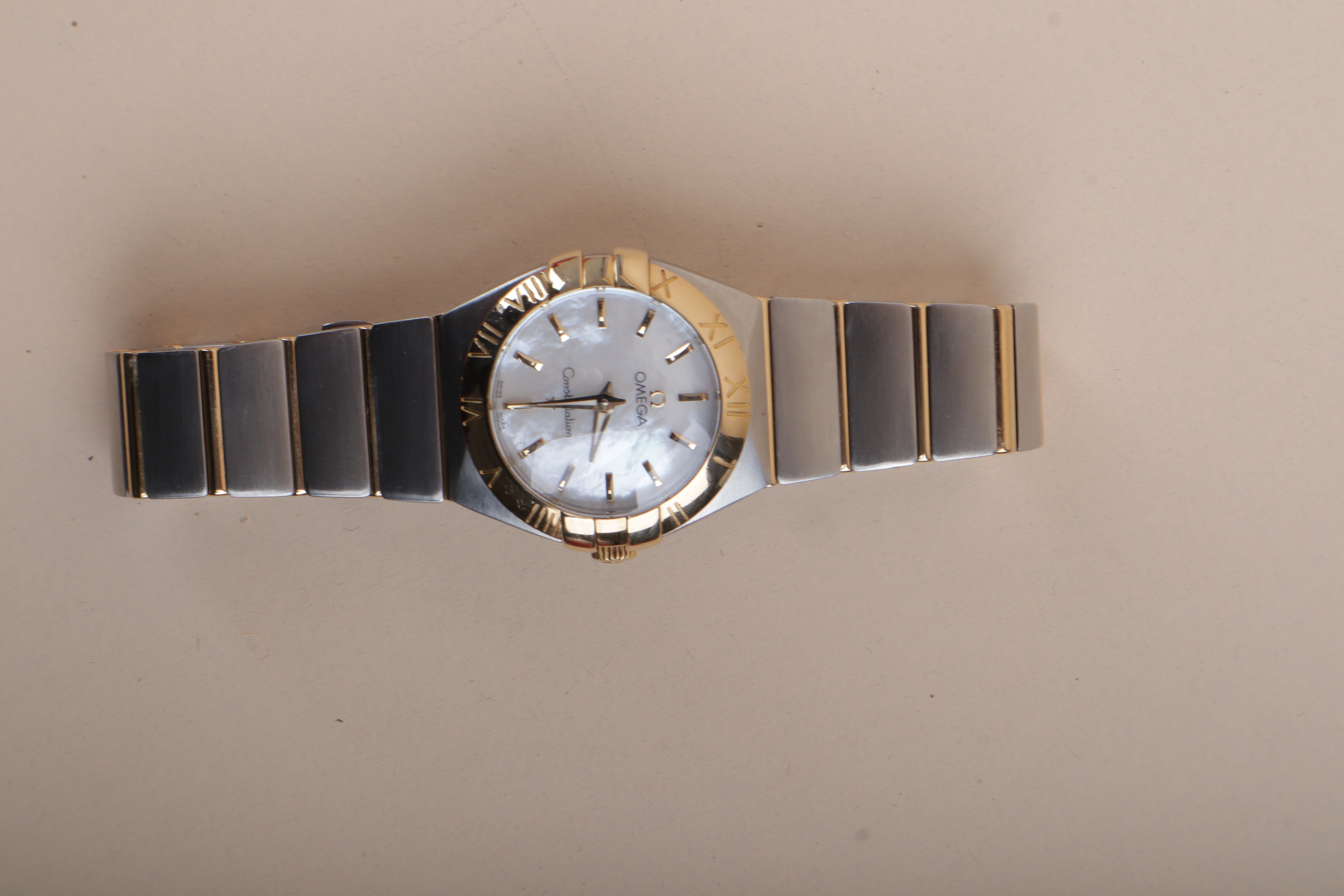 Omega 18K Yellow Gold Steel Constellation MOP 27mm Watch