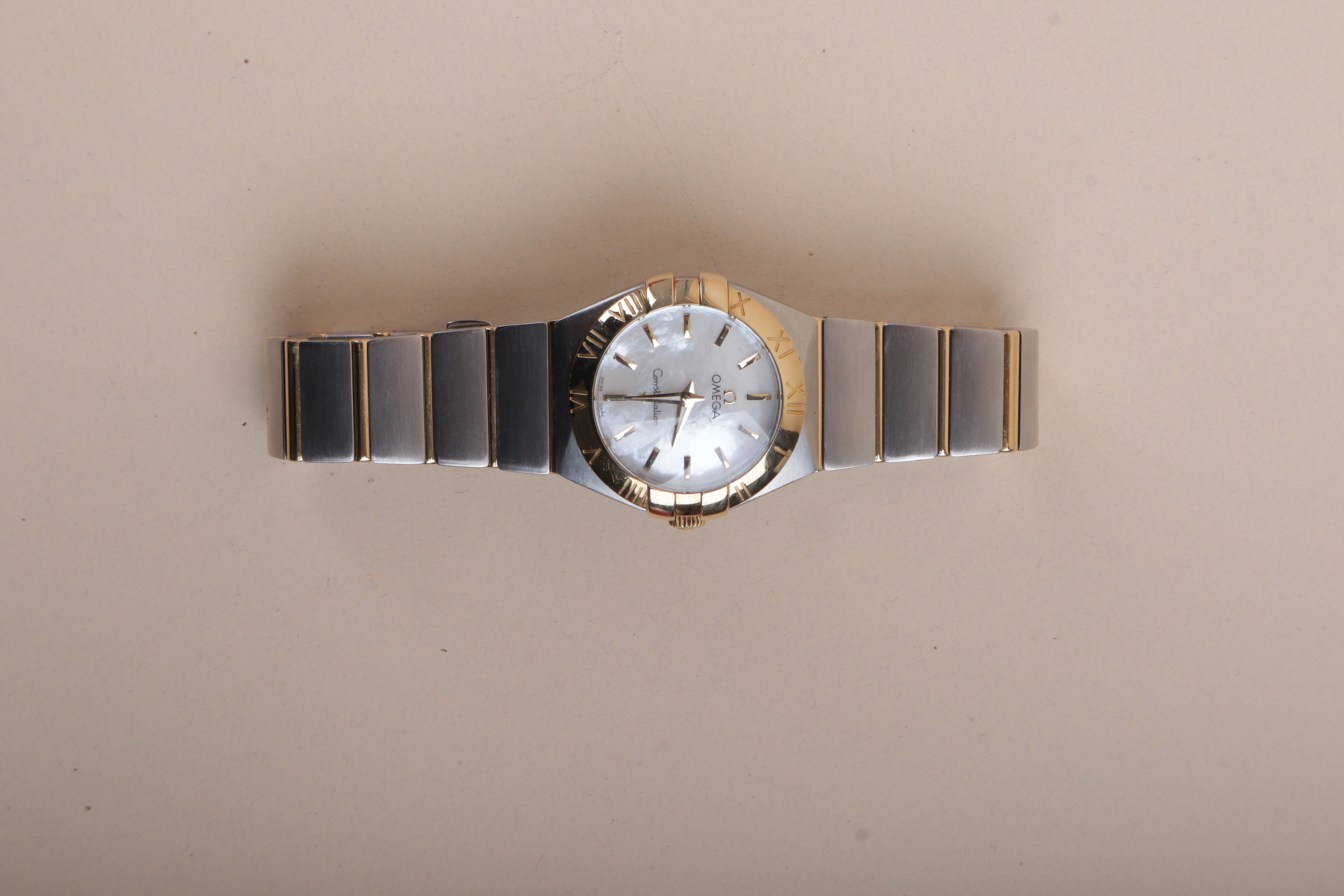 Omega 18K Yellow Gold Steel Constellation MOP 27mm Watch