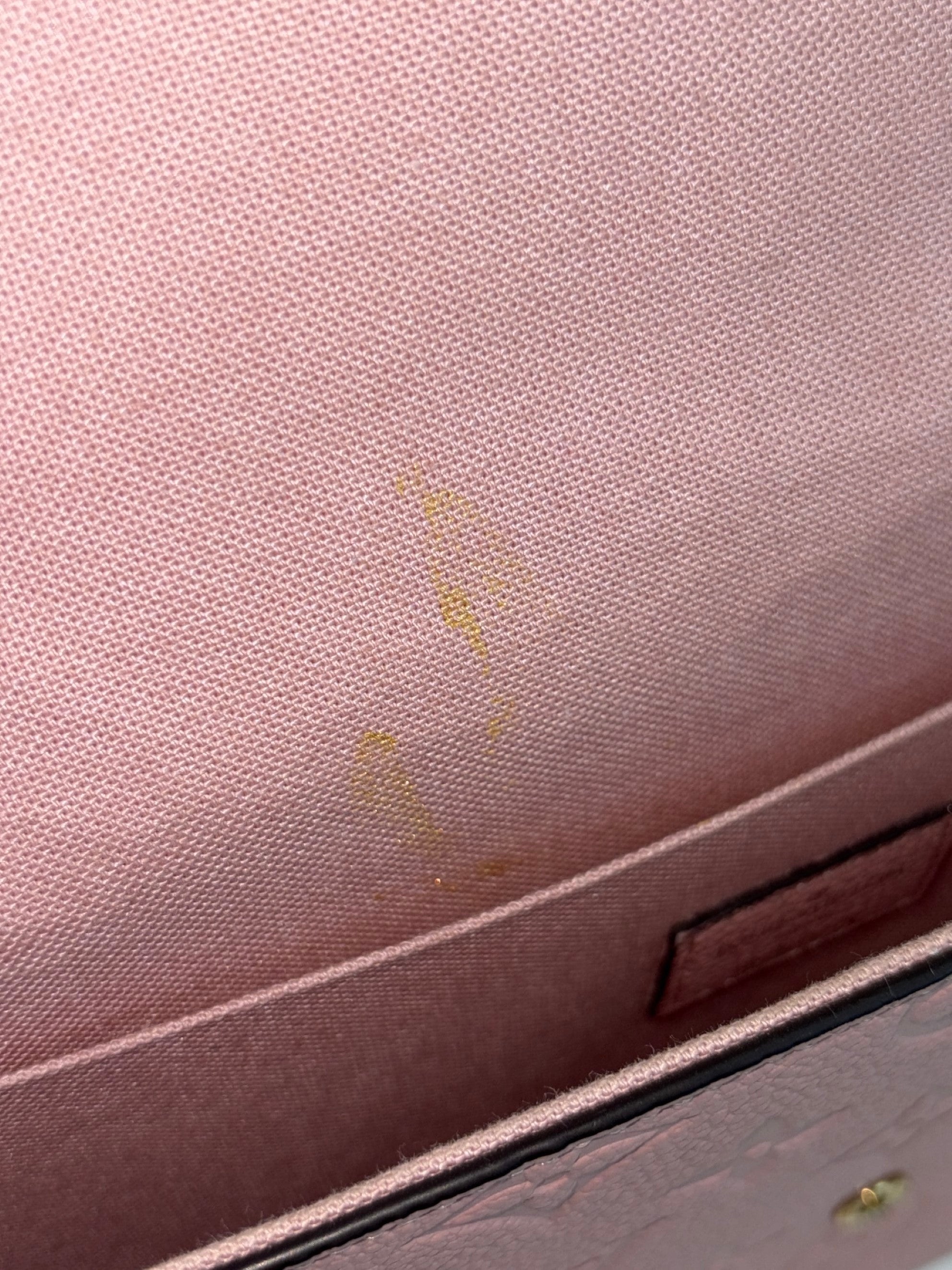 Louis Vuitton Pouder pink monogram empriente leather Felicie pochette