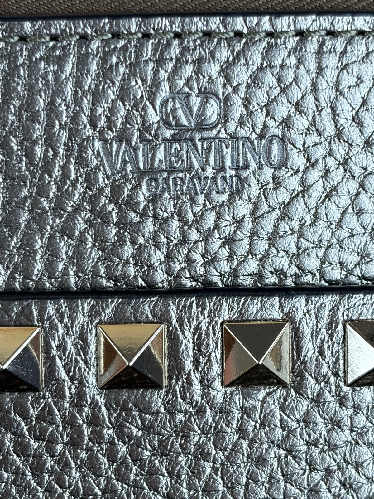 Valentino metallic gold pebbled calfskin rock stud medium zip pouch