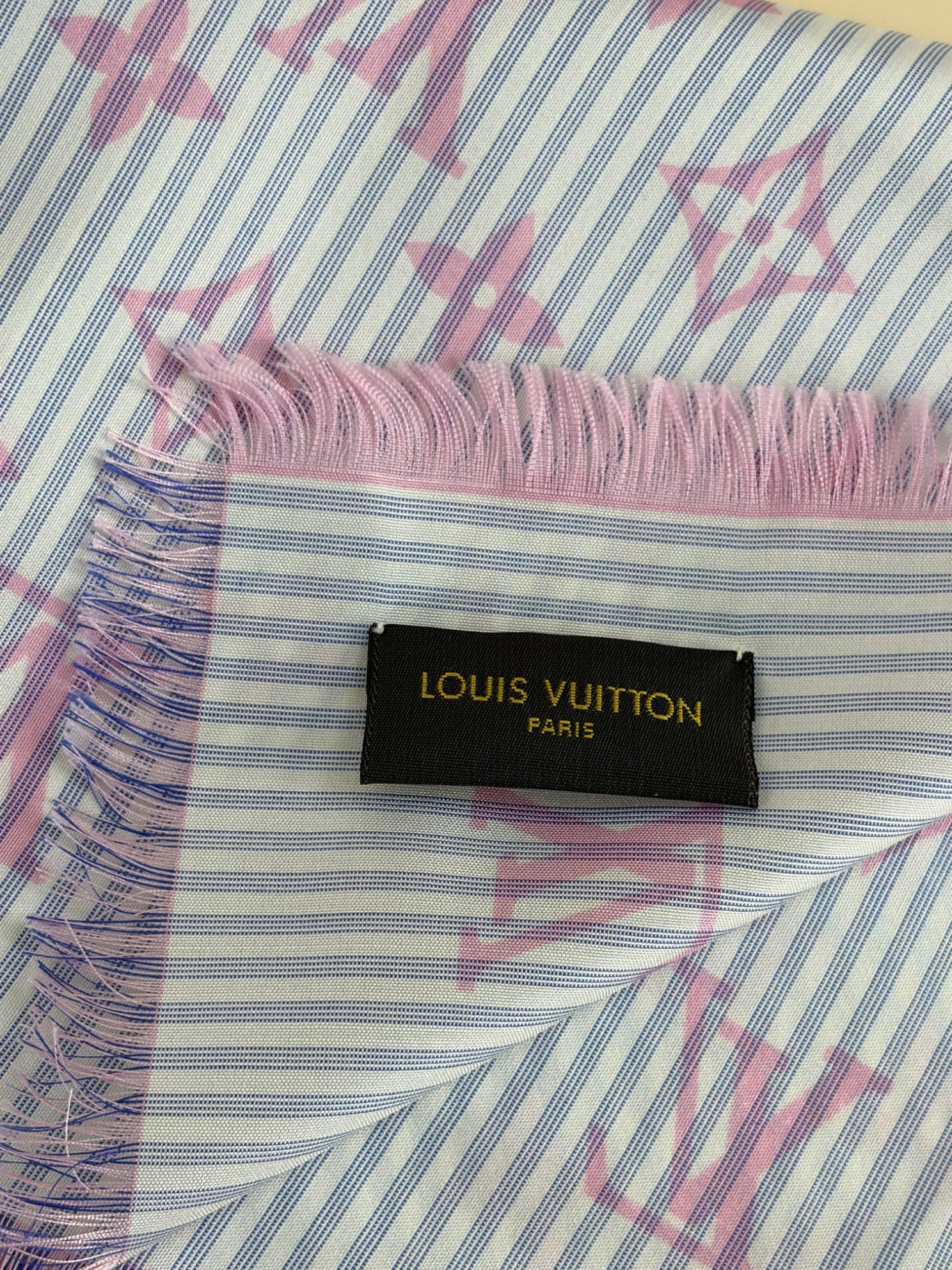 Louis Vuitton Bicolor Sur Mesure Square Monogram Silk Scarf
