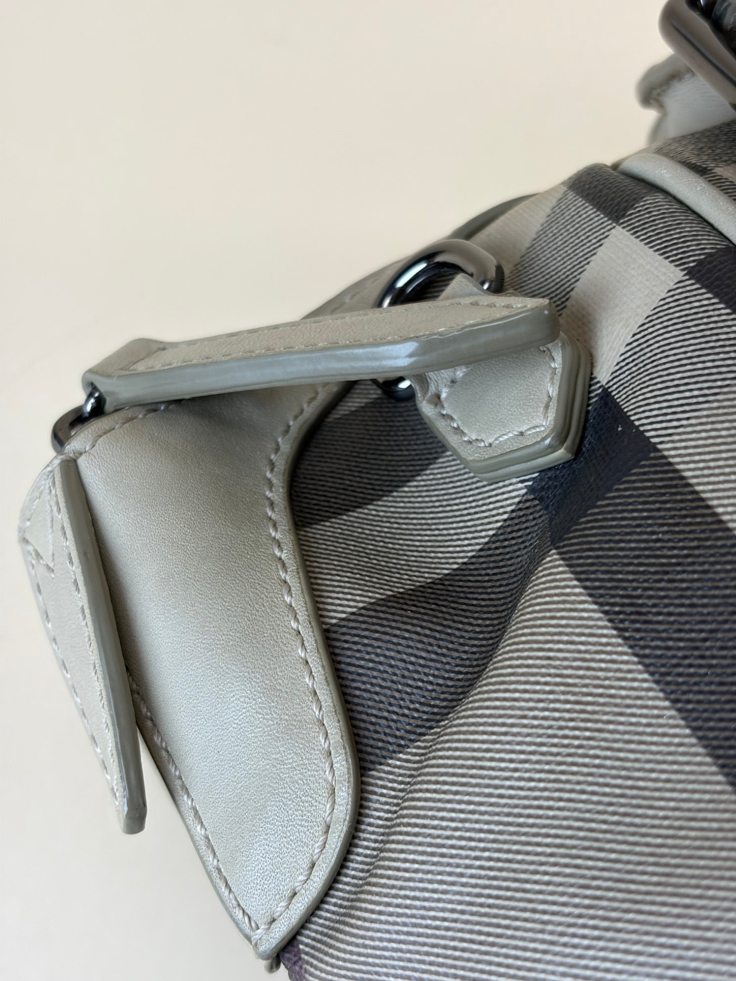 Burberry Beige Canterbury Smoked Check Tote Bag with Strap