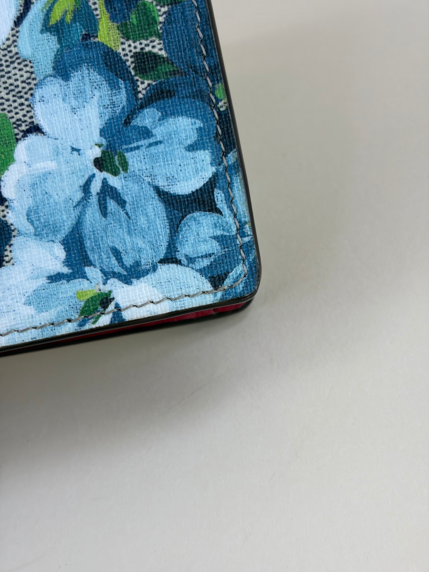 Gucci Blue Monogram GG Supreme Blooms WOC