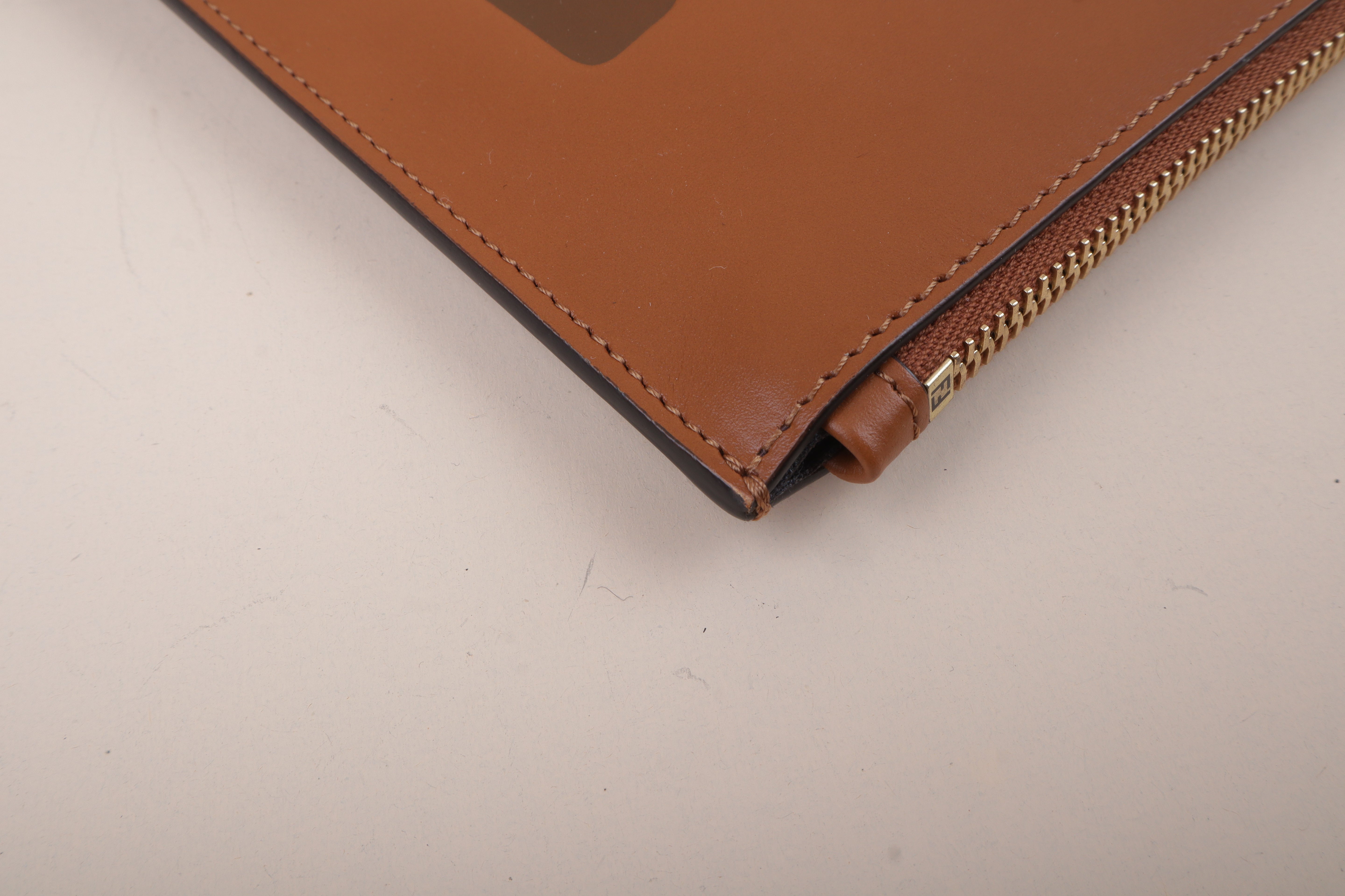 Fendi vitello logo embossed large Clutch