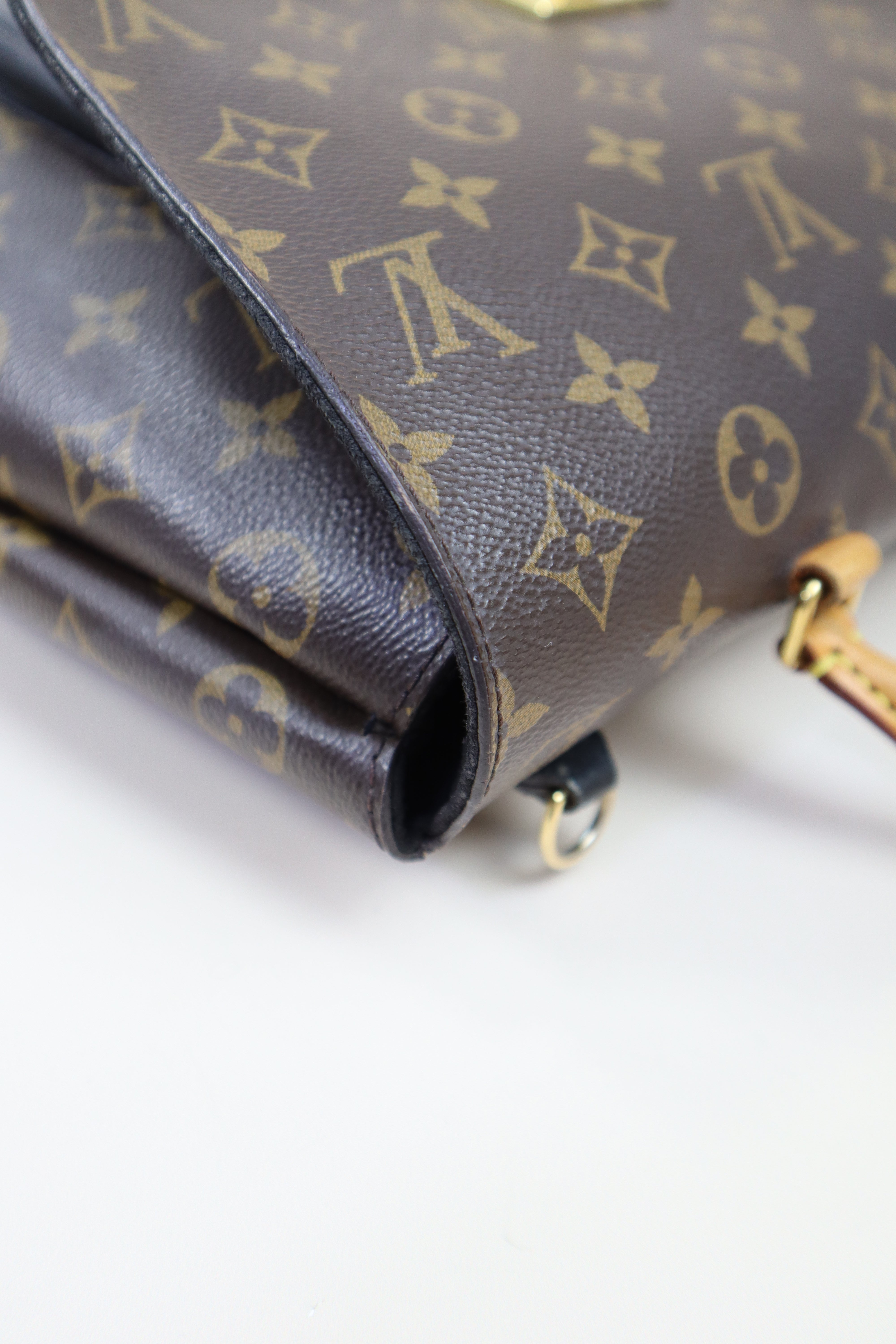 Louis Vuitton Monogram Marignan Messenger Shoulder Bag