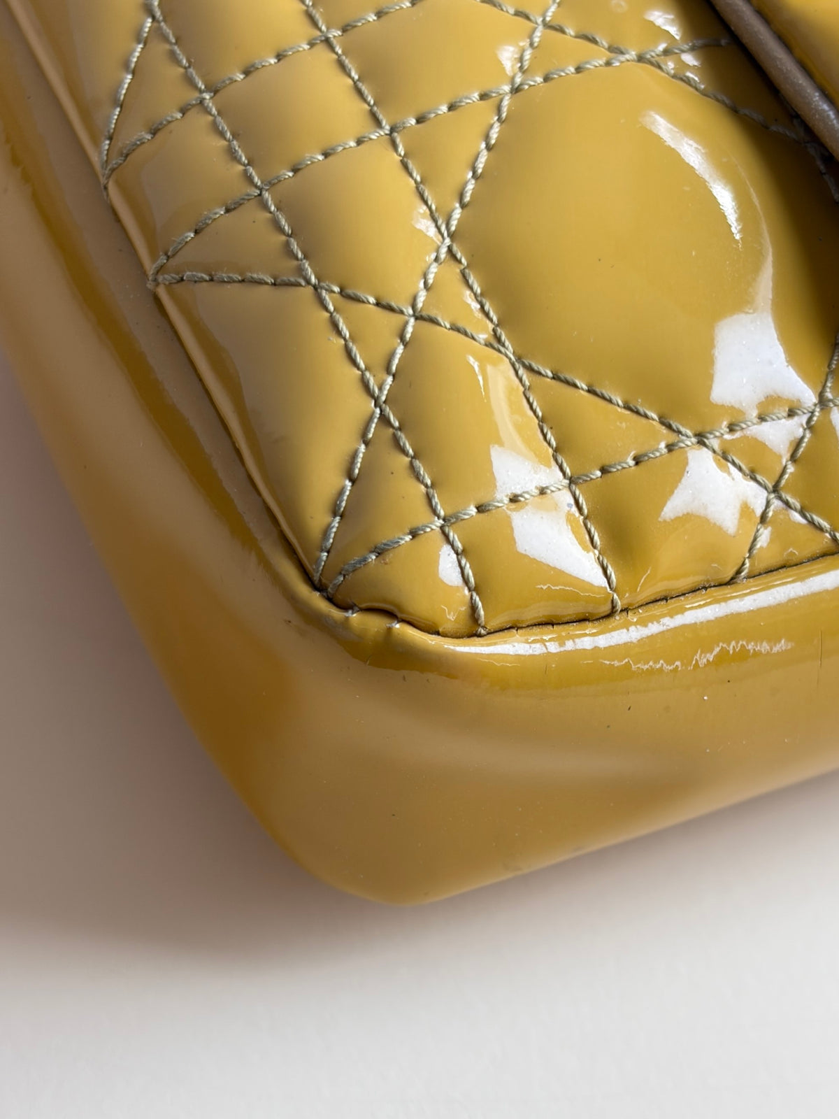 Dioe patent cannage miss dior promenade pouch dark yellow