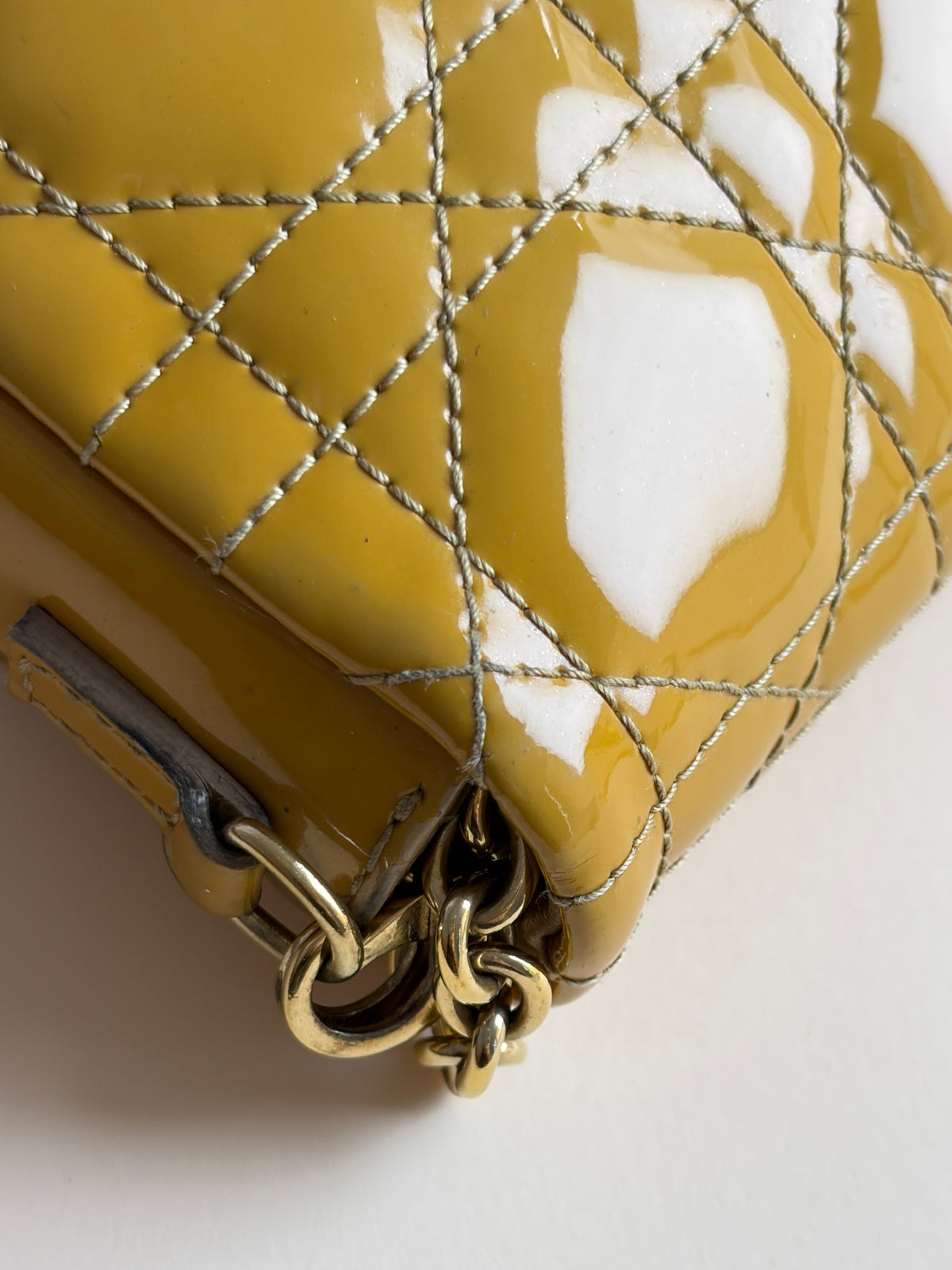 Dioe patent cannage miss dior promenade pouch dark yellow