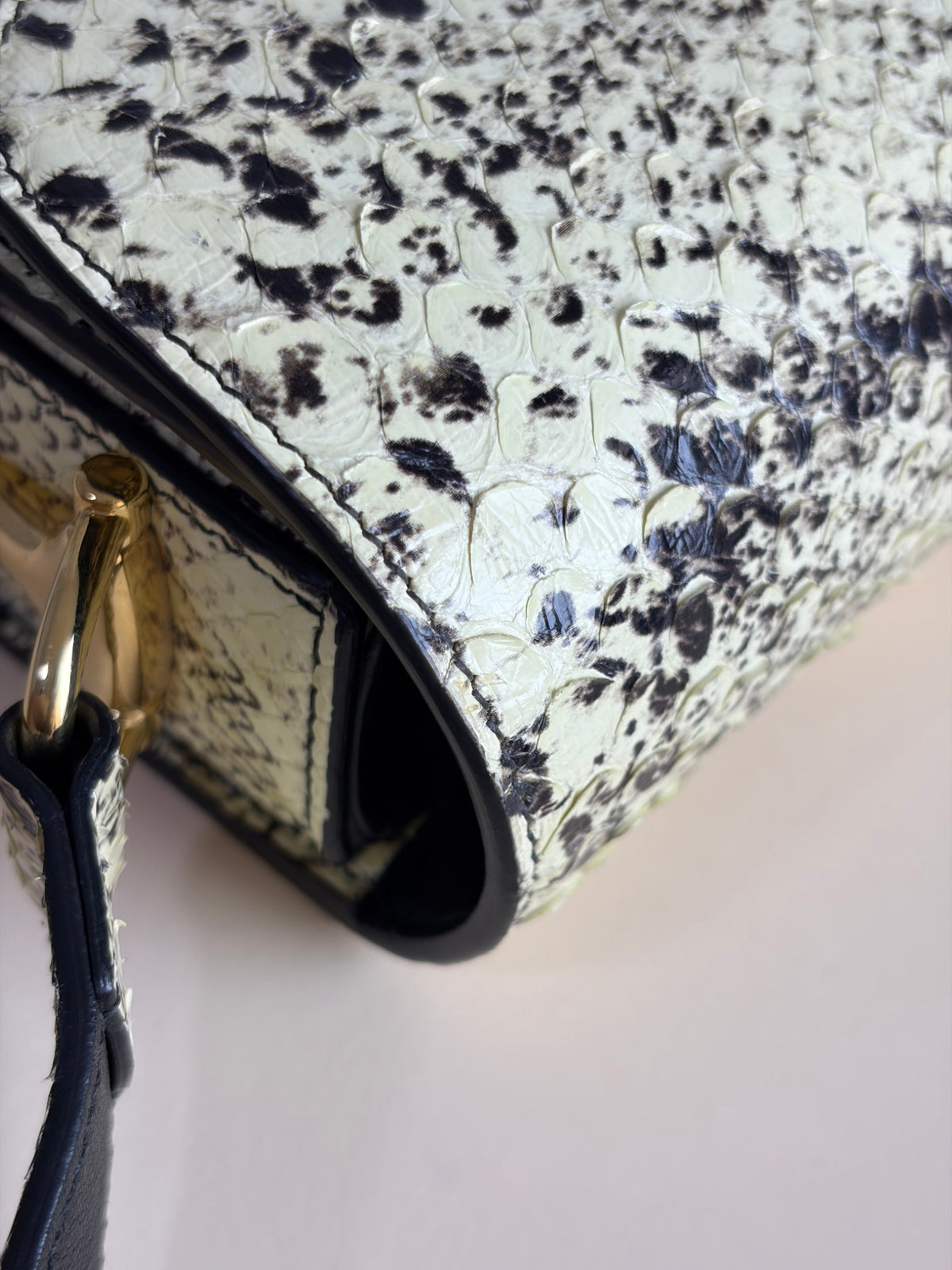 Gucci natural python leather horse bit 1955 medium