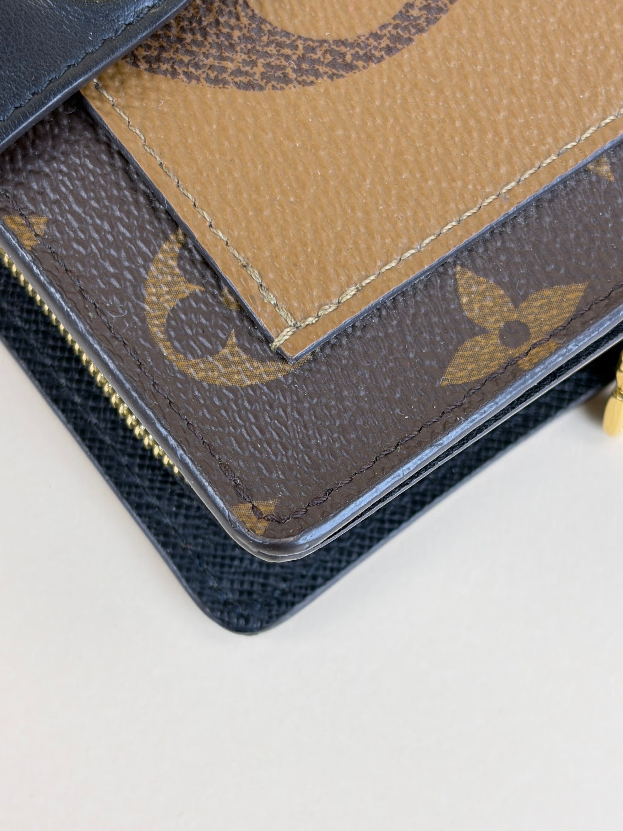 Louis Vuitton monogram reverse Juliette  compact wallet