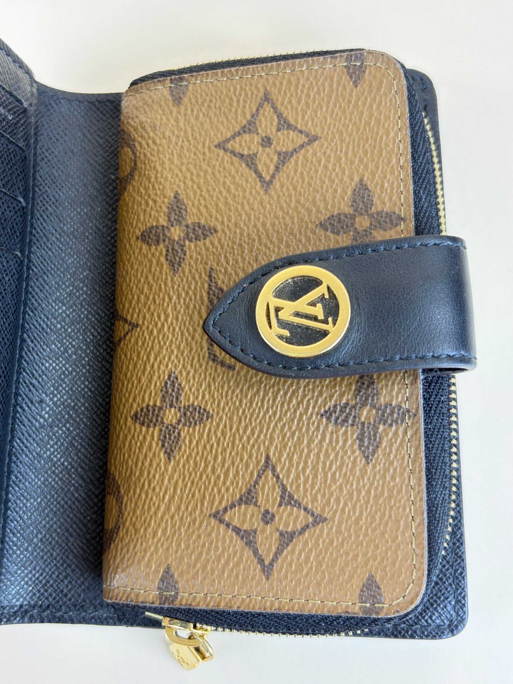 Louis Vuitton monogram reverse Juliette  compact wallet
