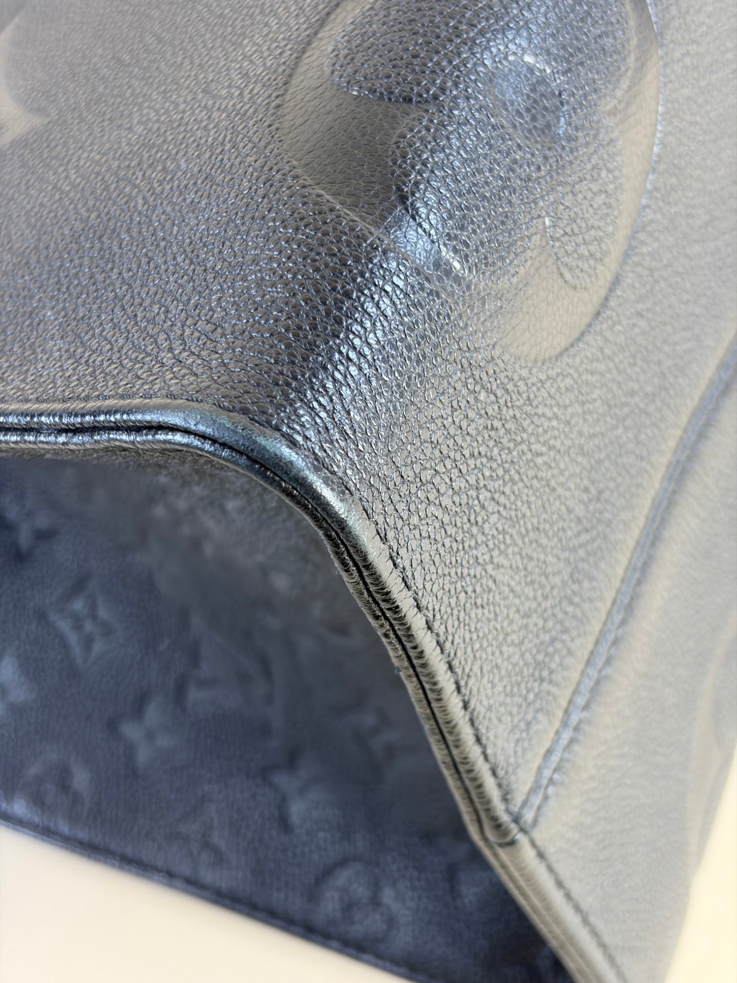 Louis Vuitton Black Monogram empreinte Onthego gm