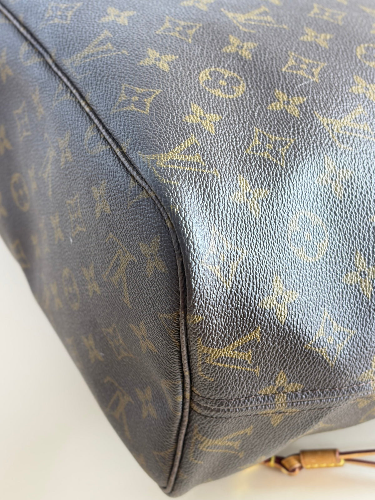 louis Vuitton never full canvas mm tote bag