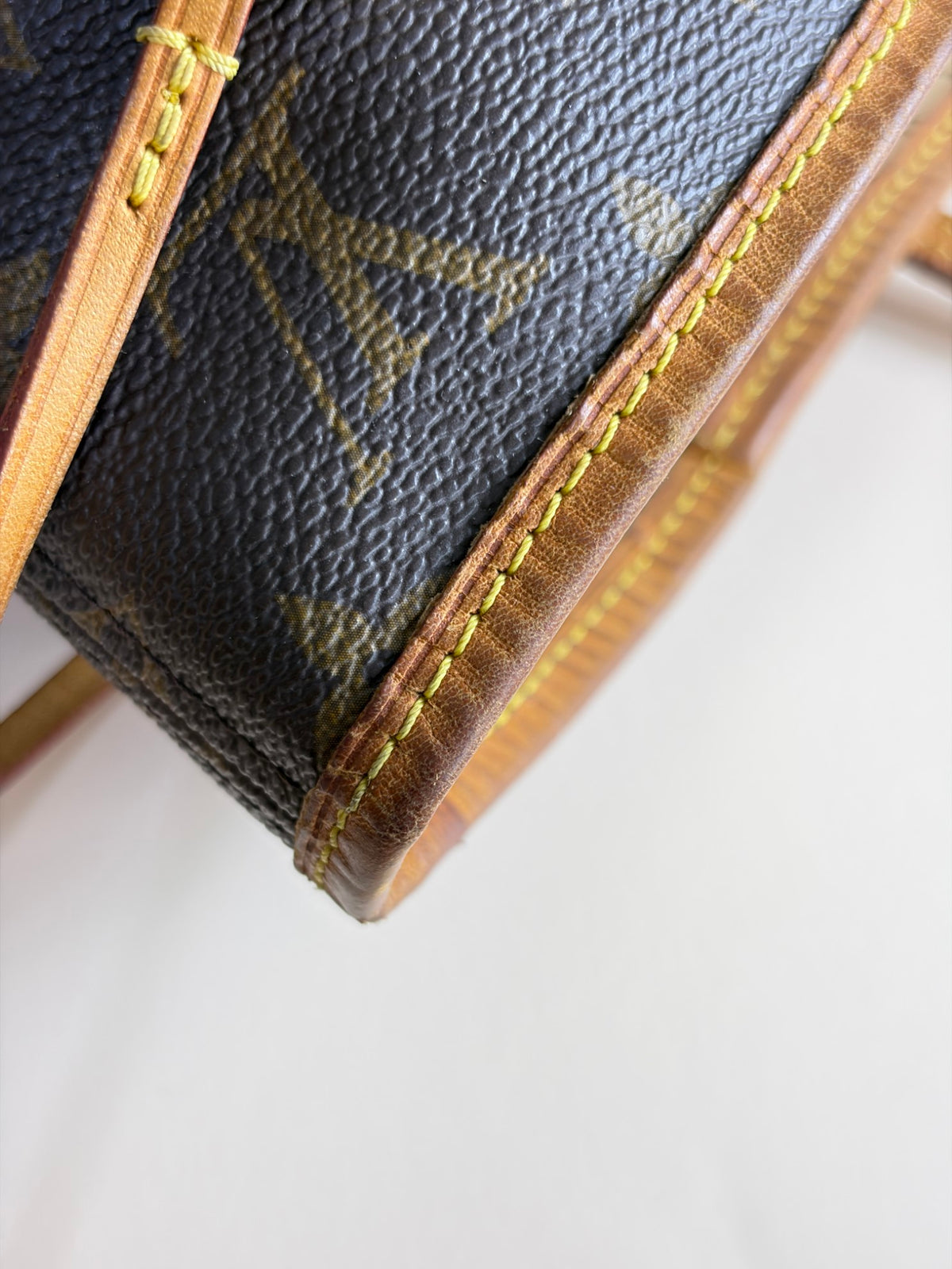 louis Vuitton never full canvas mm tote bag