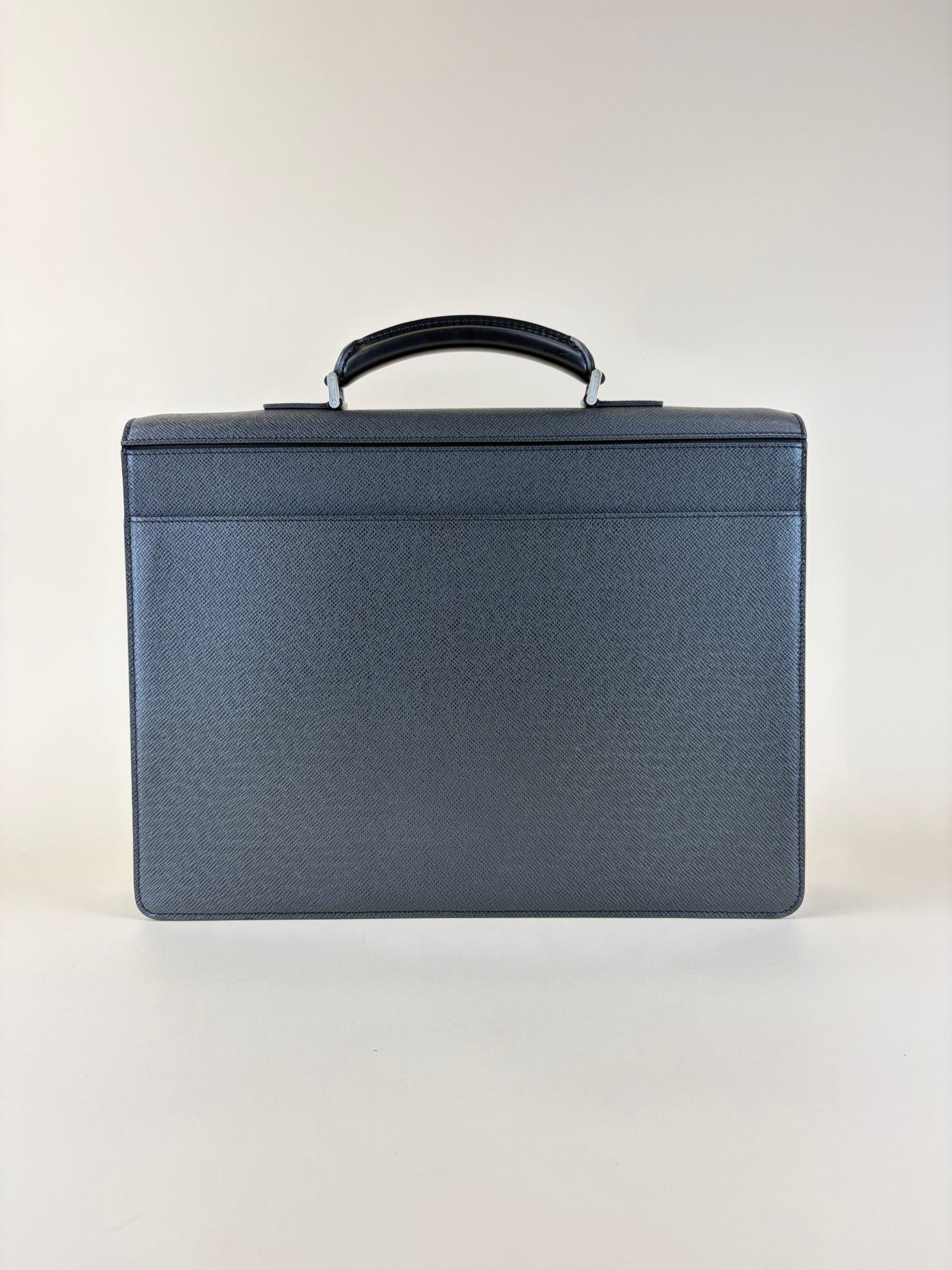 louis vuitton adoise taiga leather dark grey rousto 1 compartment business bag