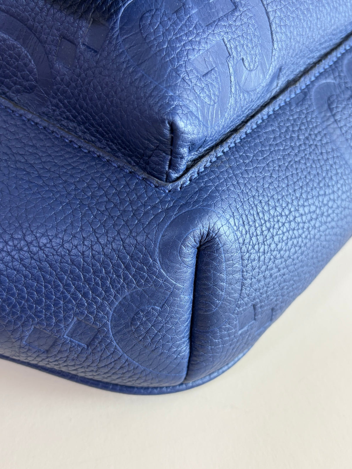 Gucci blue embossed calfskin piuma jumbo gg pocket belt bag