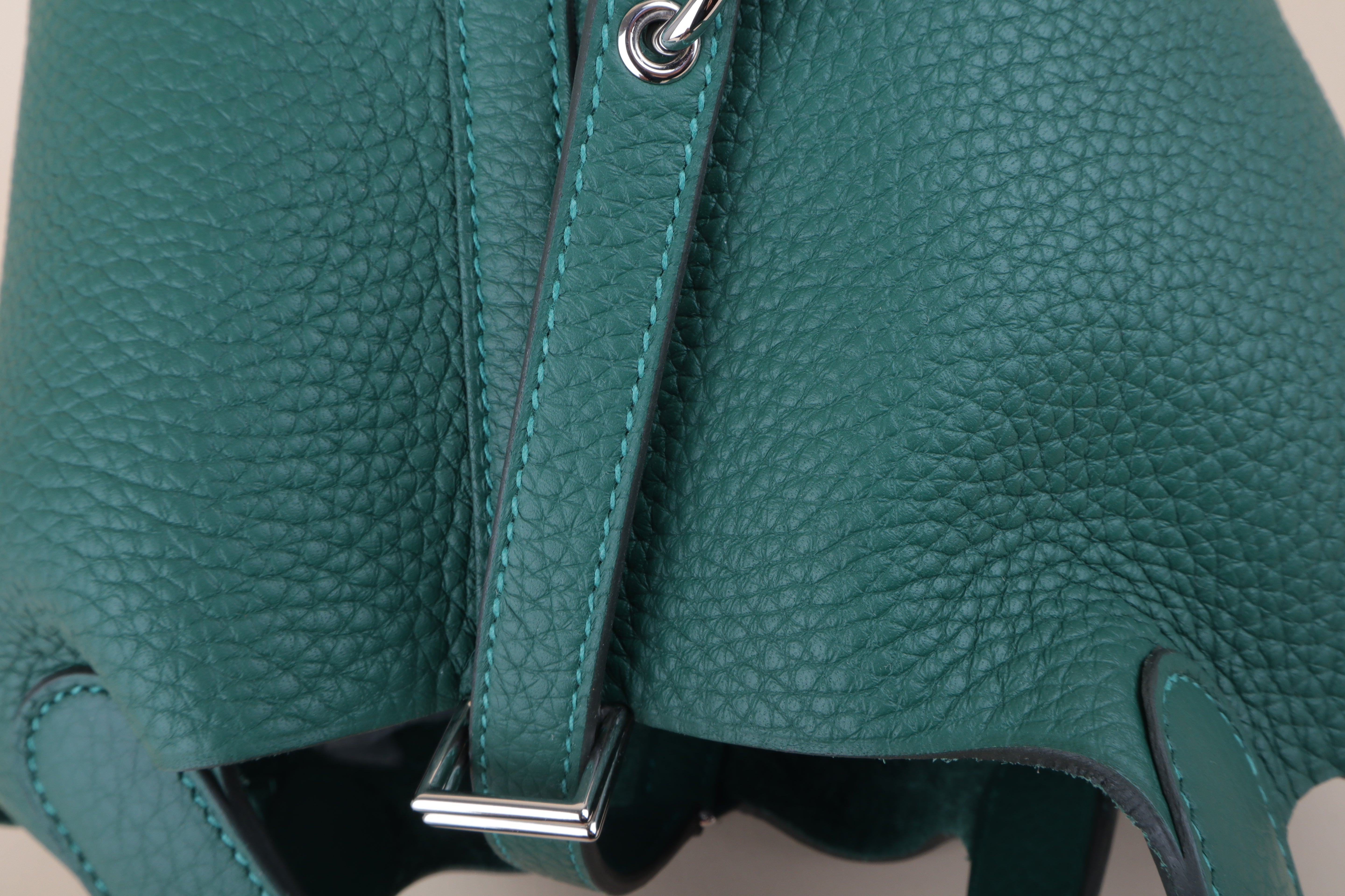 Hermes Vert Moyen Picotin Lock 18 Bag