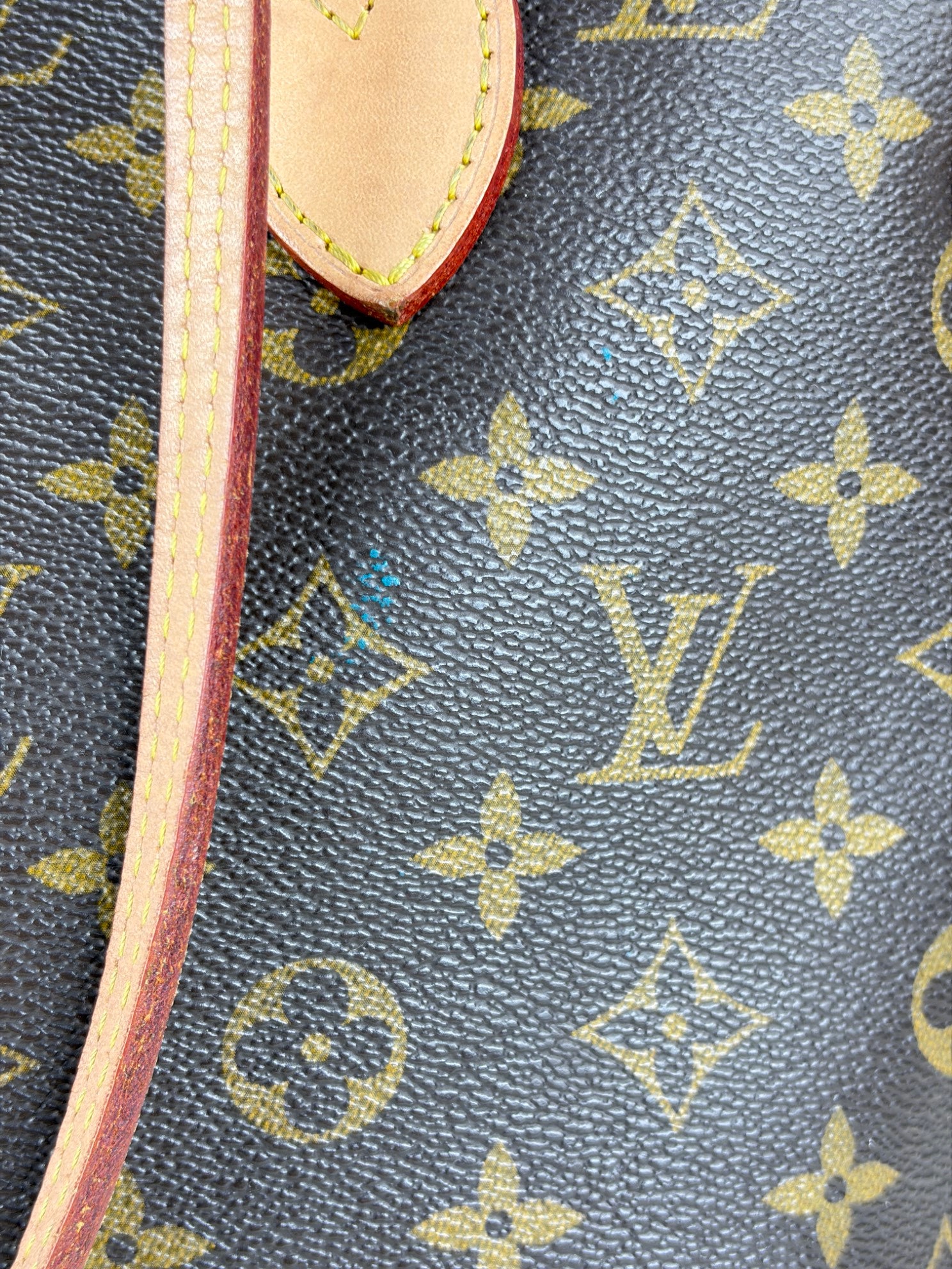 Louis Vuitton Monogram canvas MM Neverfull Bag