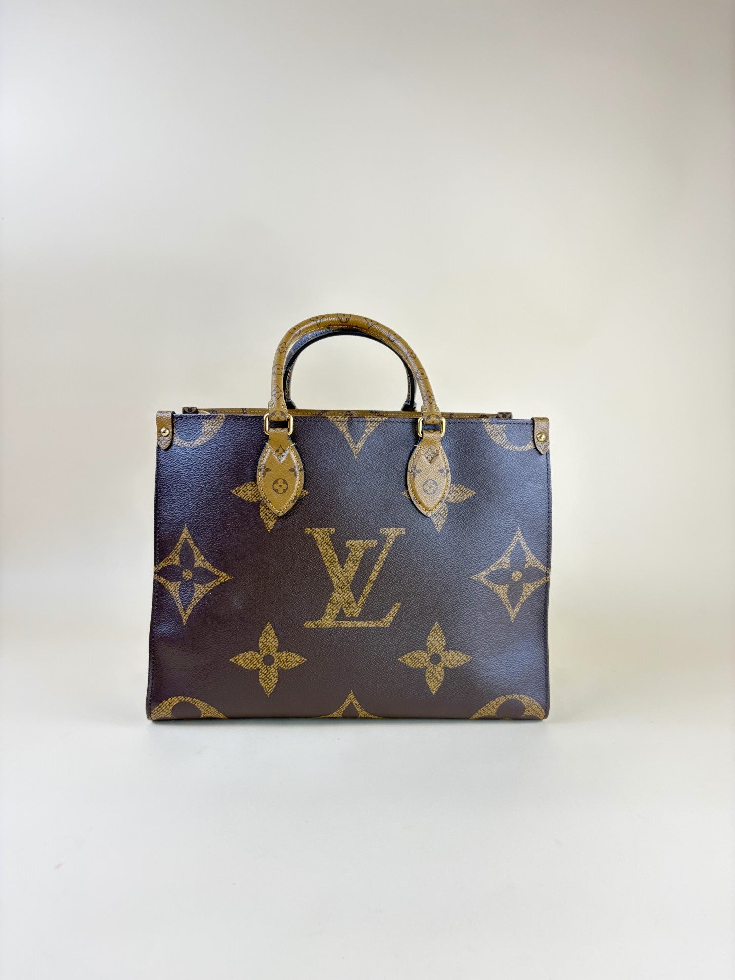 Louis Vuitton Monogram Onthego MM Bag