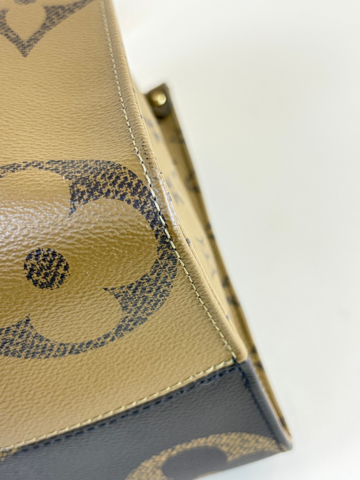 Louis Vuitton Monogram Onthego MM Bag