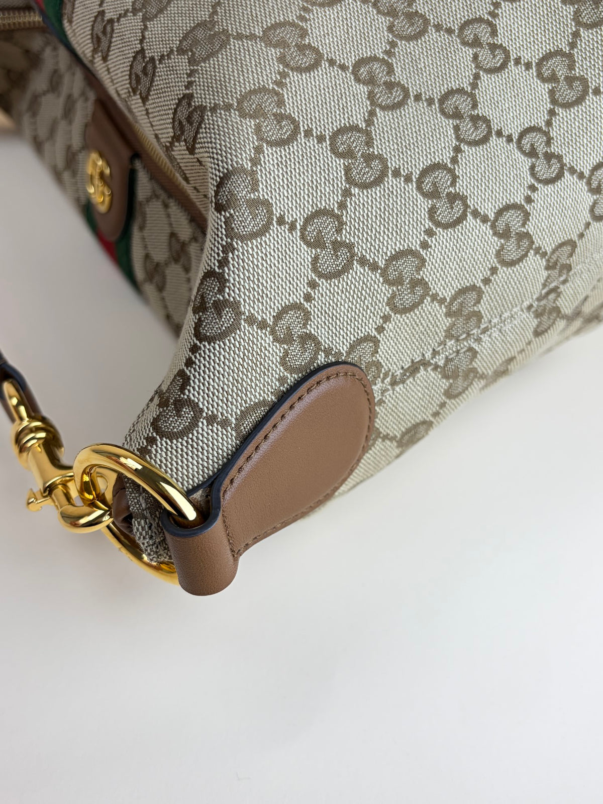 Gucci beige and  brown gg canvas vanity medium