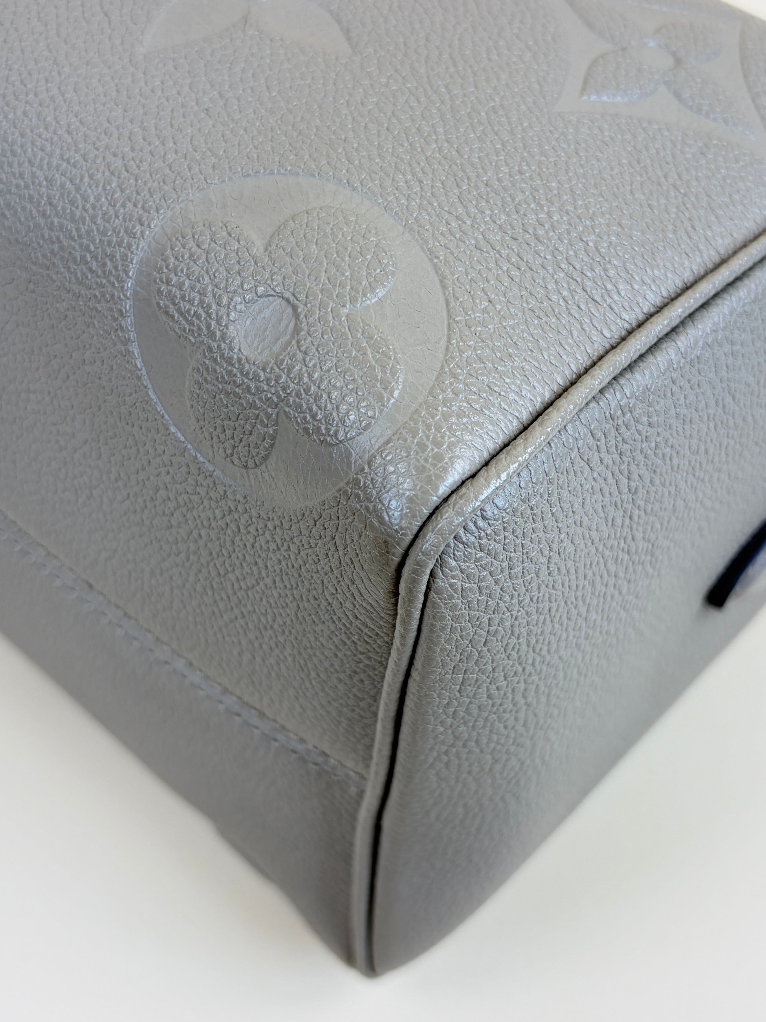 louis Vuitton turtledove monogram empreinte speedy bandouliere 25
