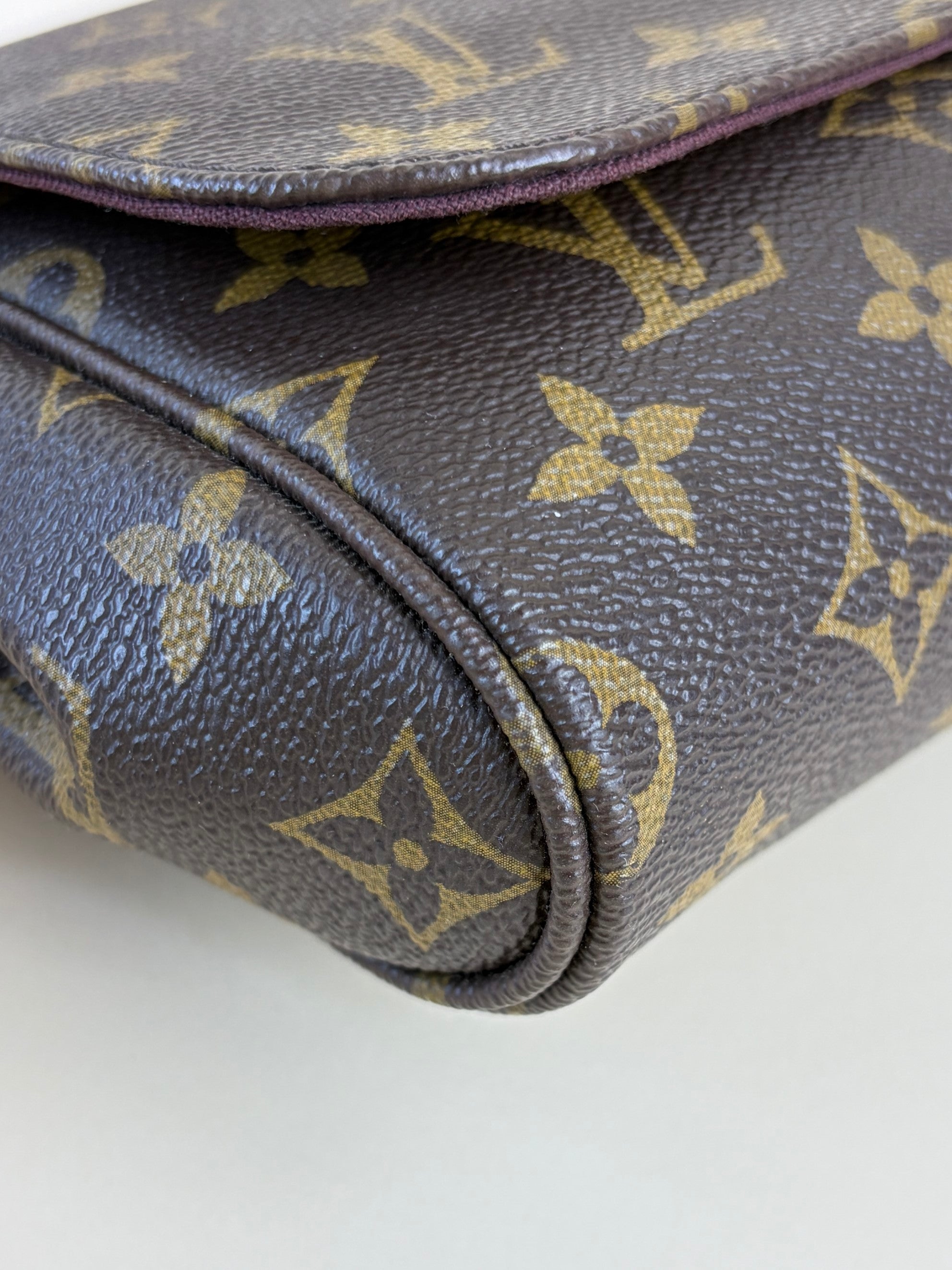 Louis Vuitton Monogram canvas favorite mm bag