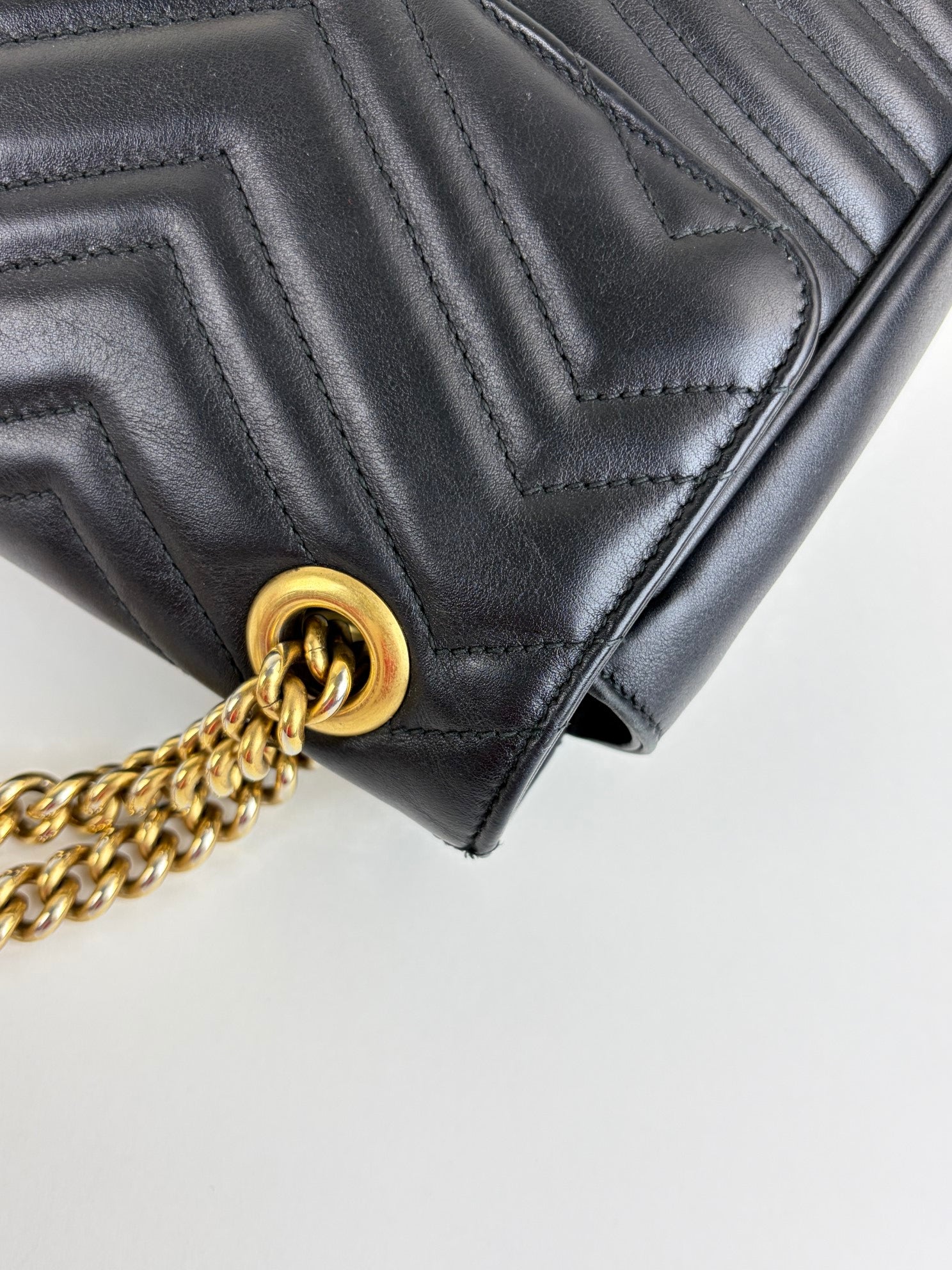 Gucci Black gg Marmont medium Shoulder Bag