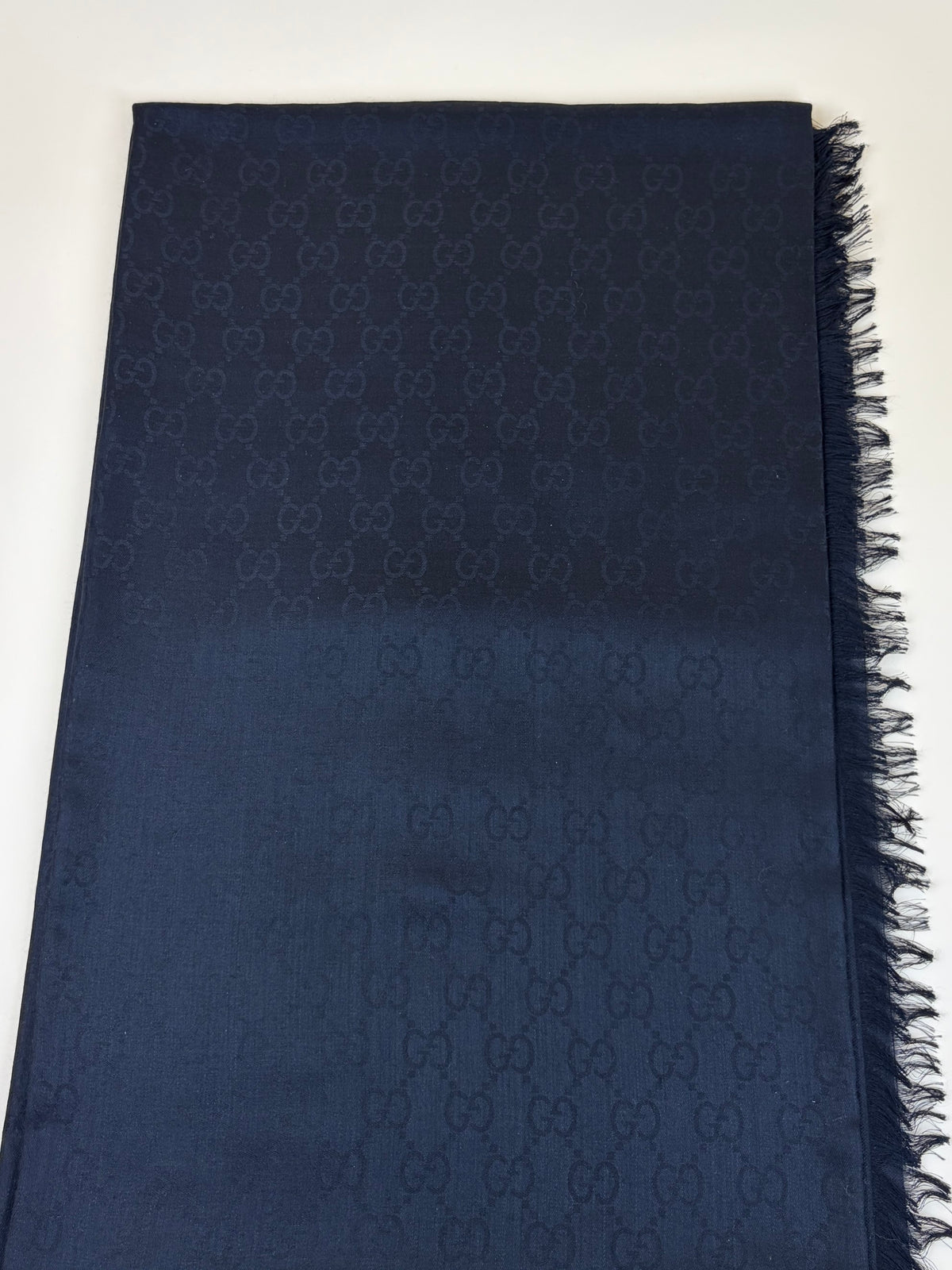 GUCCI black gg jaquard silk wool shawl