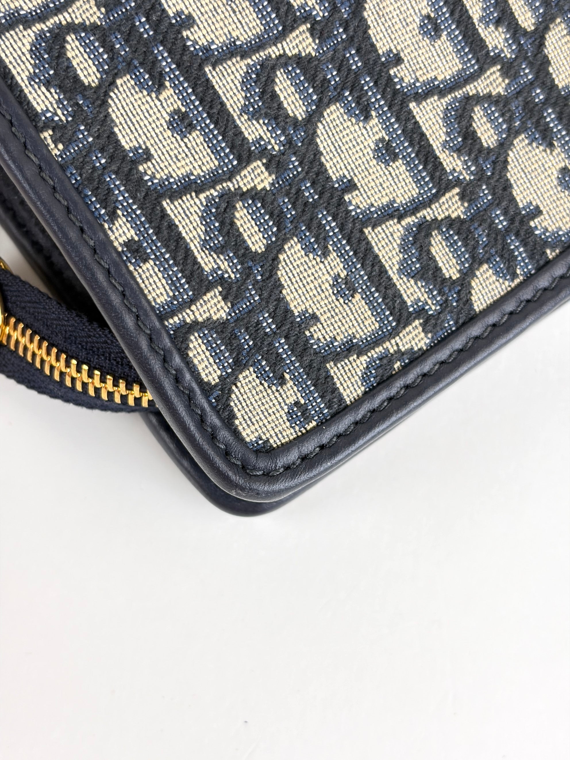 Dior blue oblique jacquard 30 Montaigne pouch
