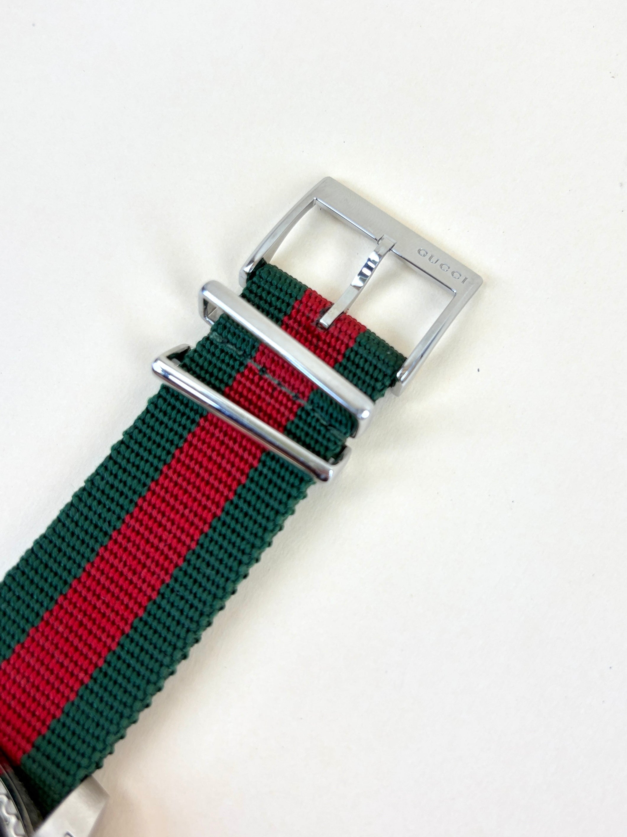 gucci stainless steel nylon web strap 45mm dive quartz watch