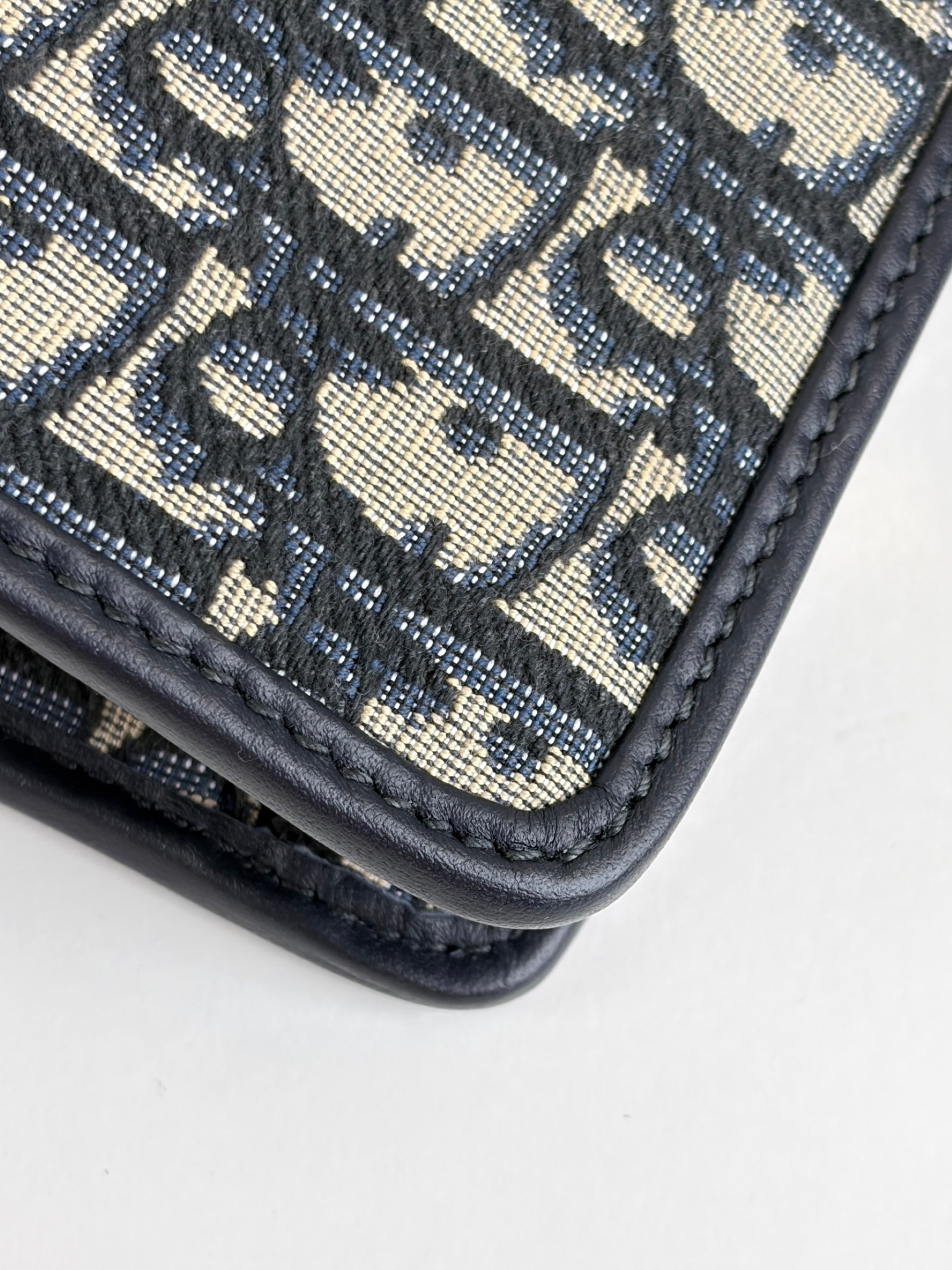 Dior blue oblique jacquard 30 Montaigne pouch