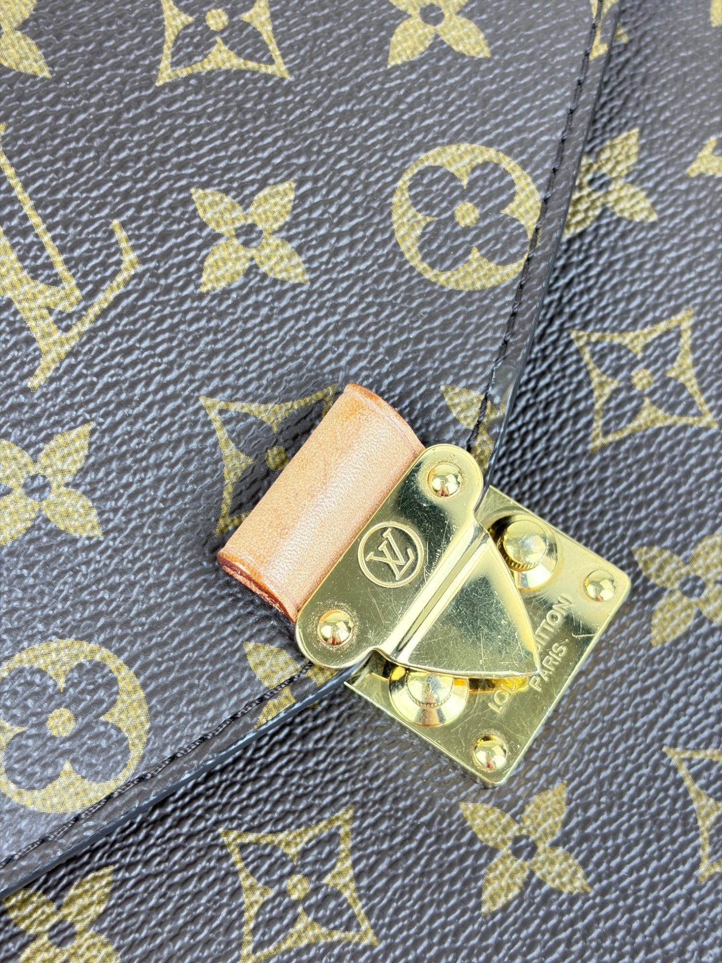Louis Vuitton Monogram canvas Pochette Metis Bag