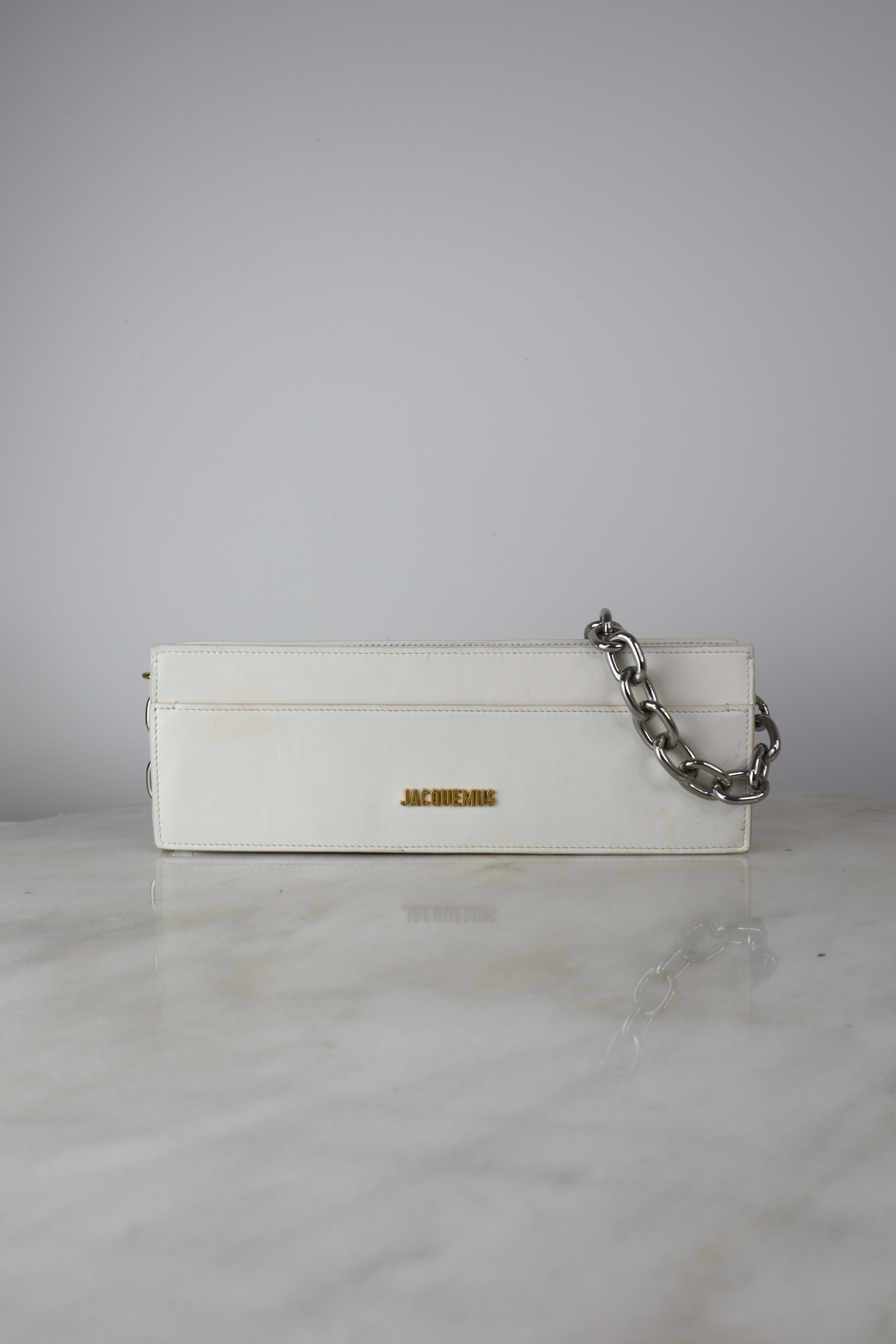 Jacquemus White Le Ciuciu Chain Shoulder Bag