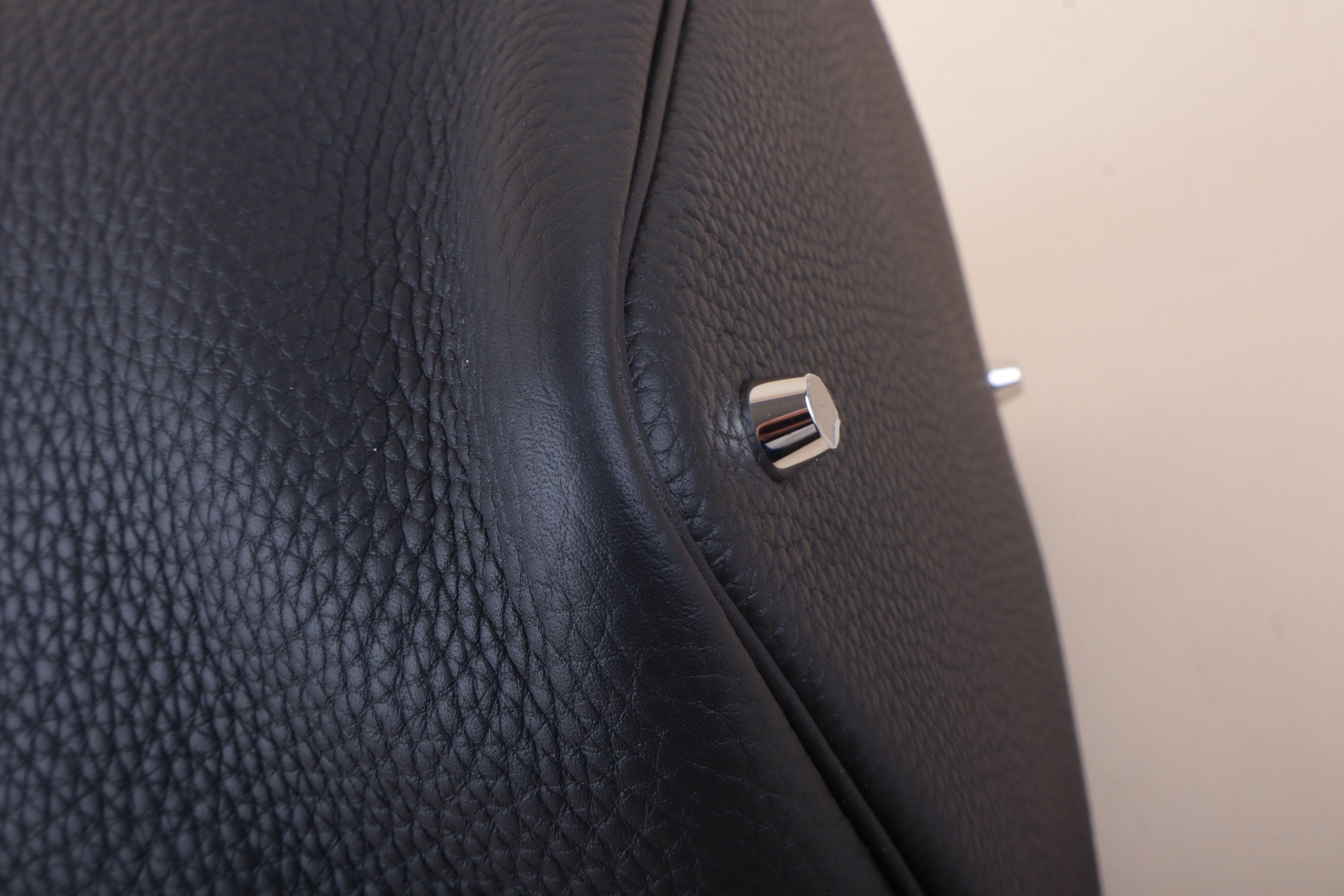 Hermes black taurillon Clemence picotin 22