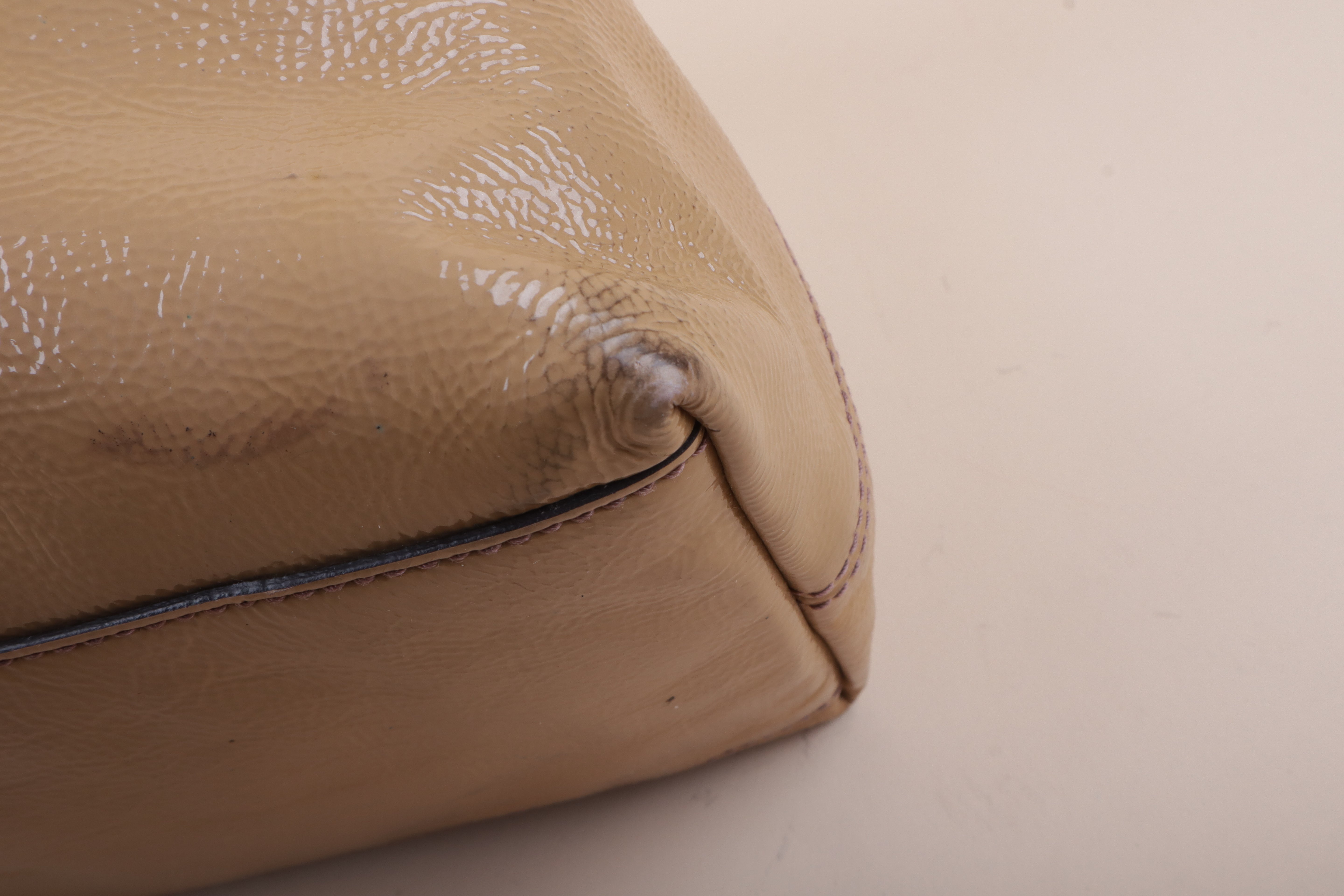 Gucci soho beige shoulder bag