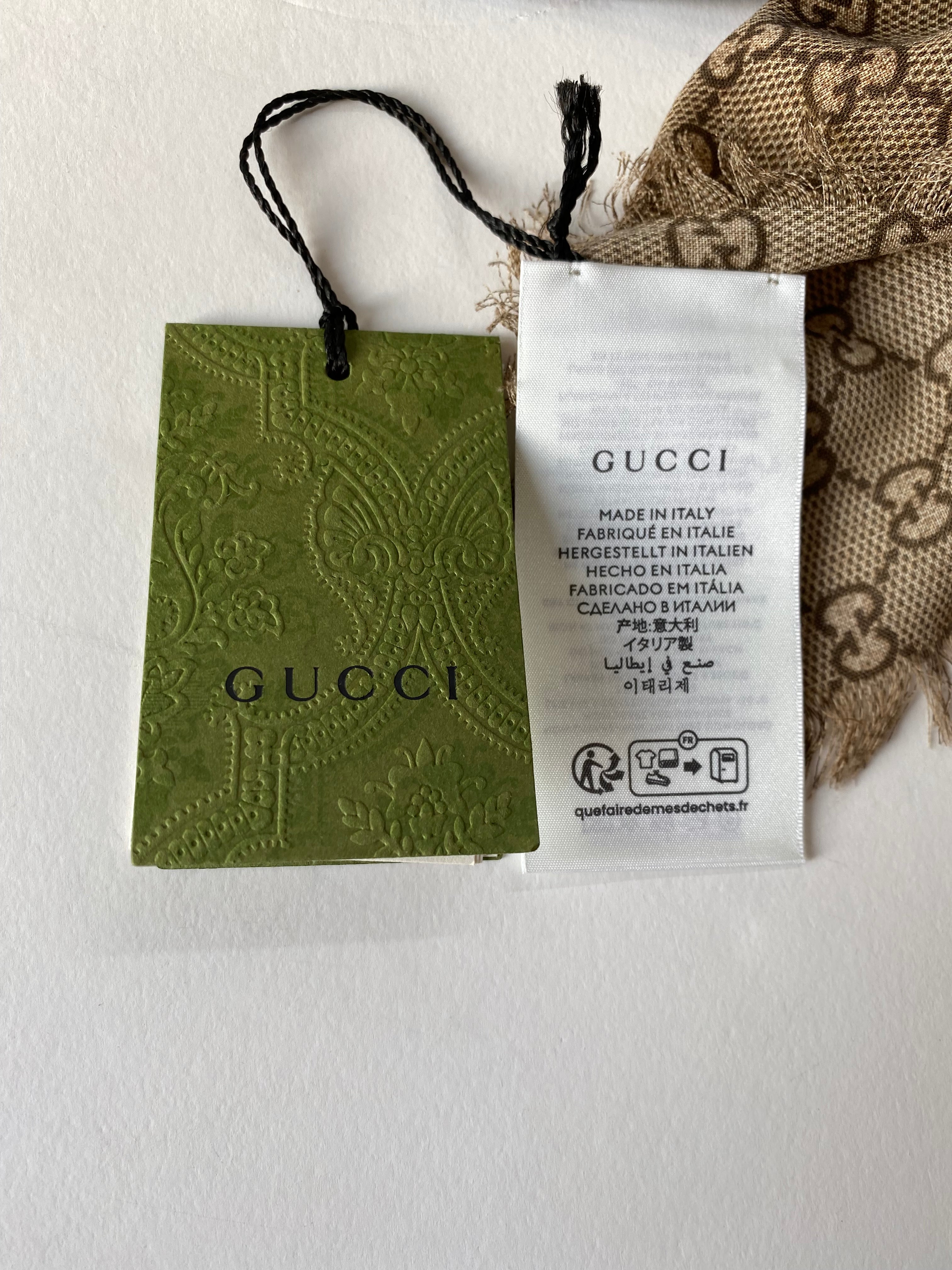 Gucci Bicolor GG Floral scarf