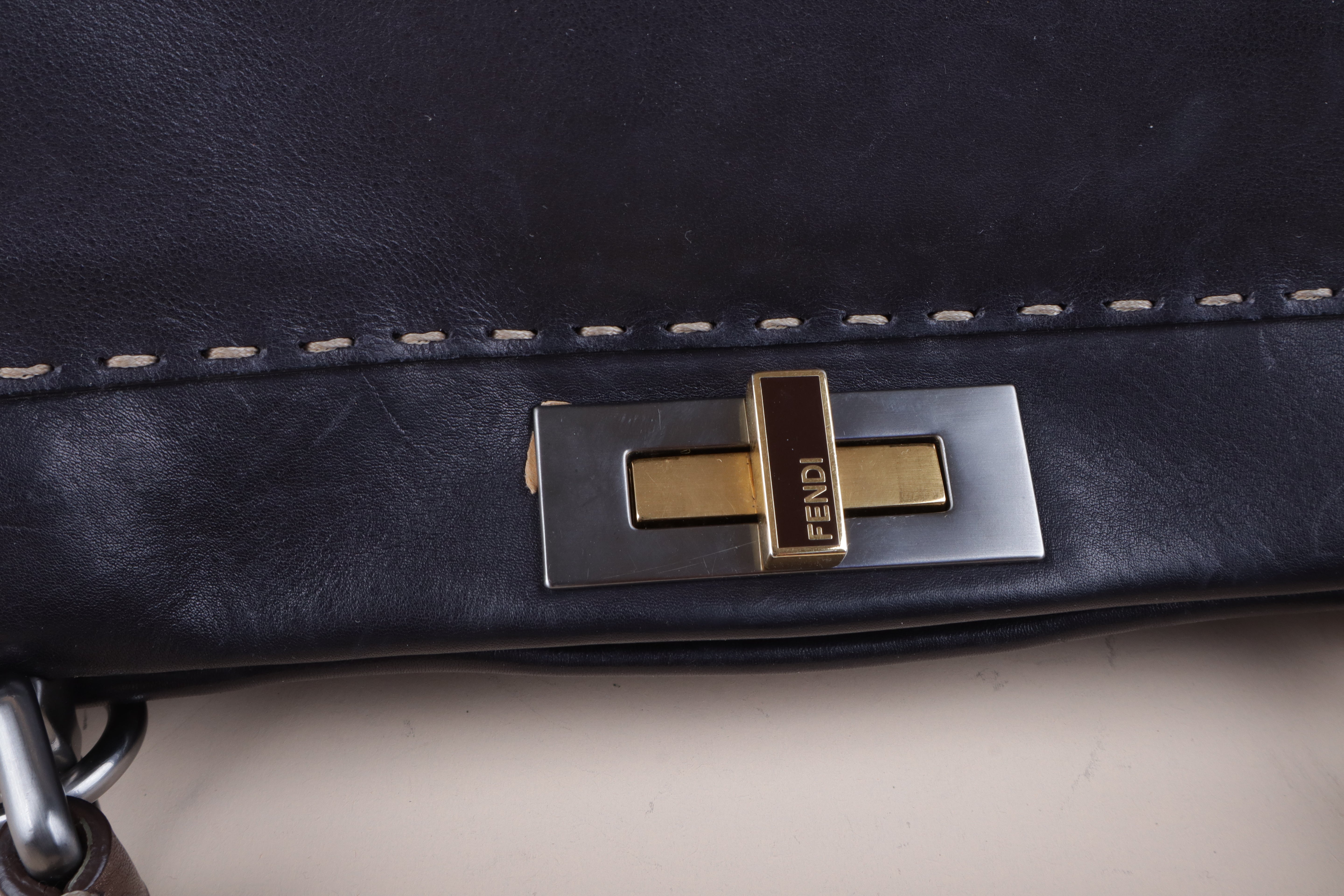 Fendi  selleria Peekaboo large black