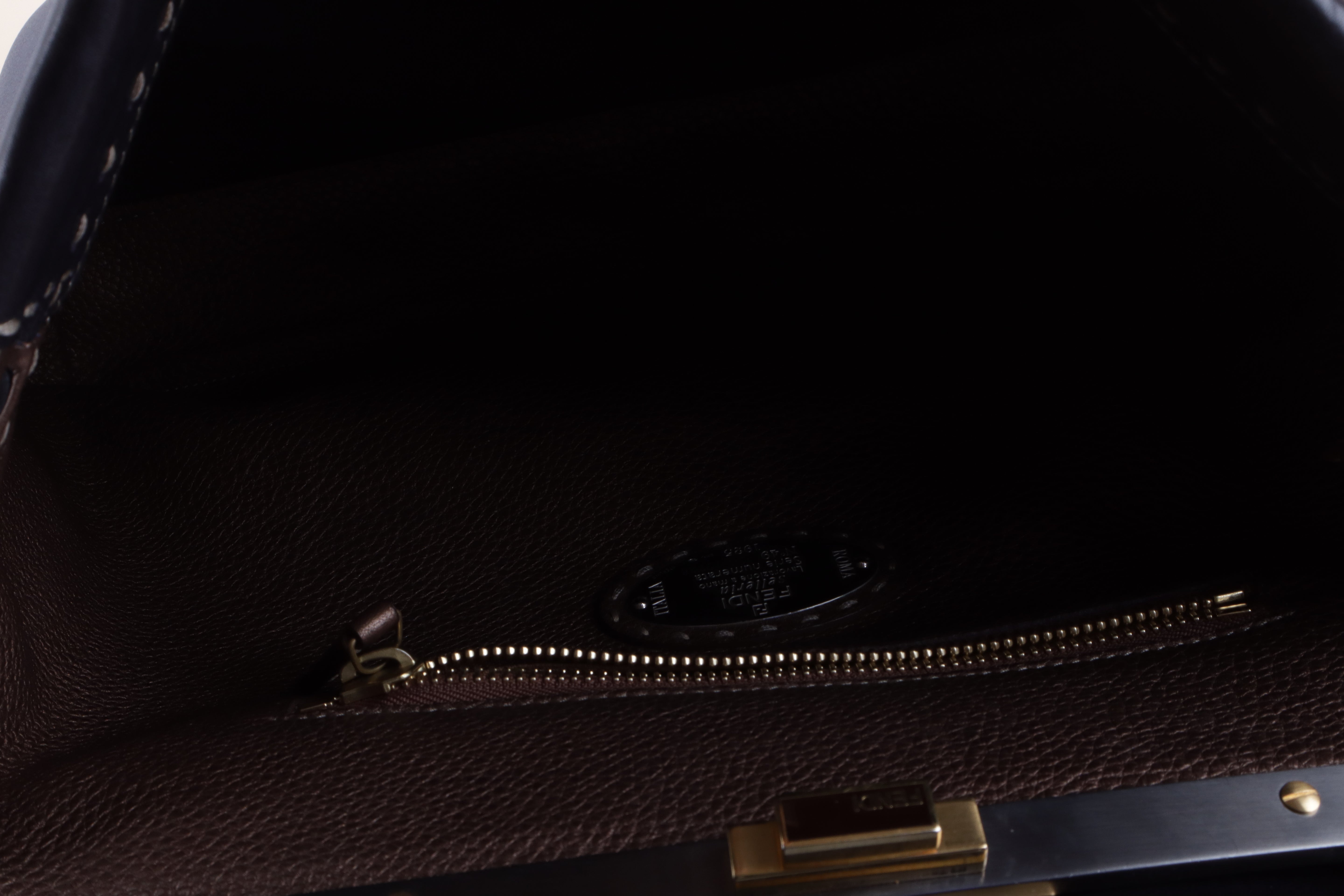 Fendi  selleria Peekaboo large black