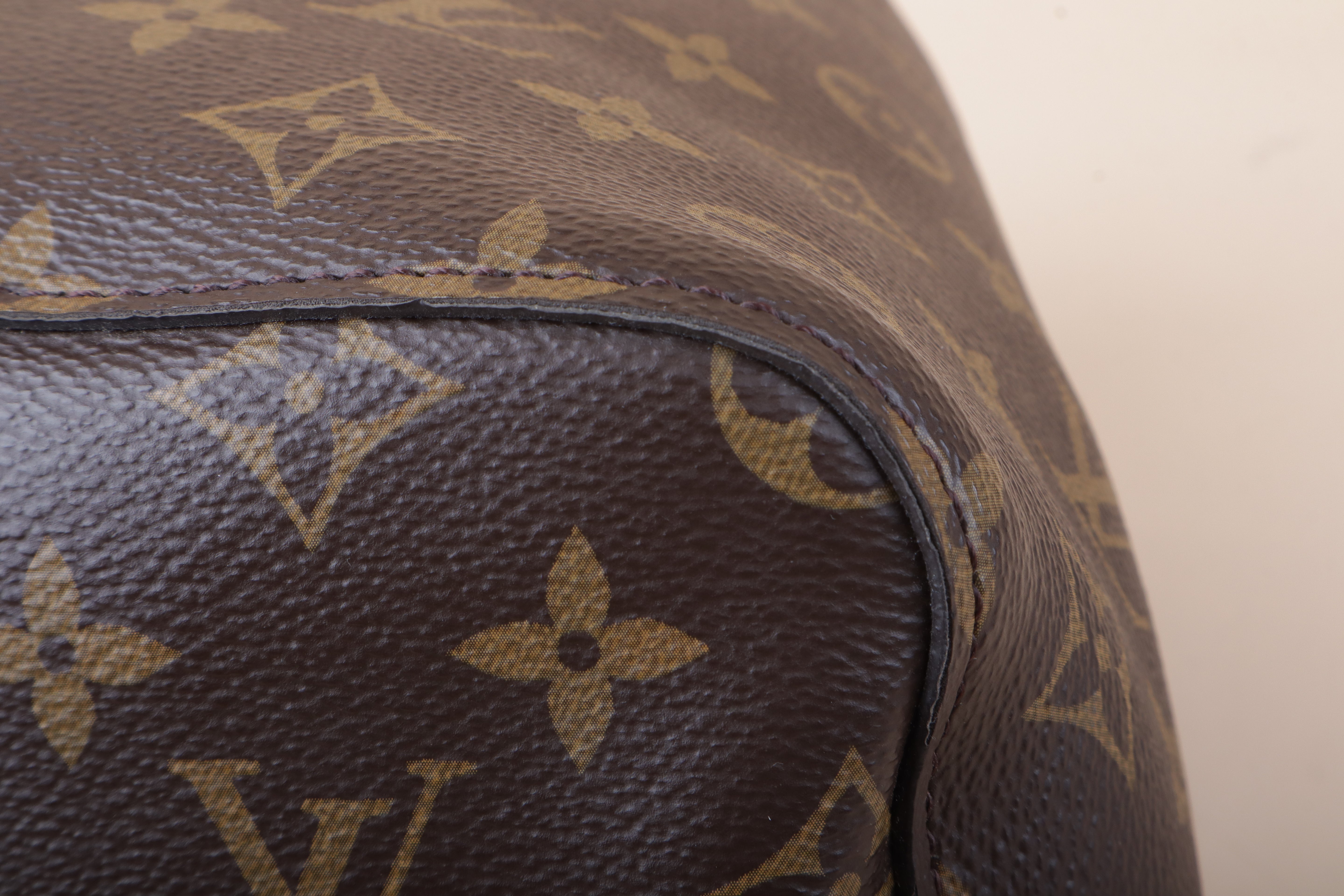 Louis Vuitton Monogram Black Neonoe mm