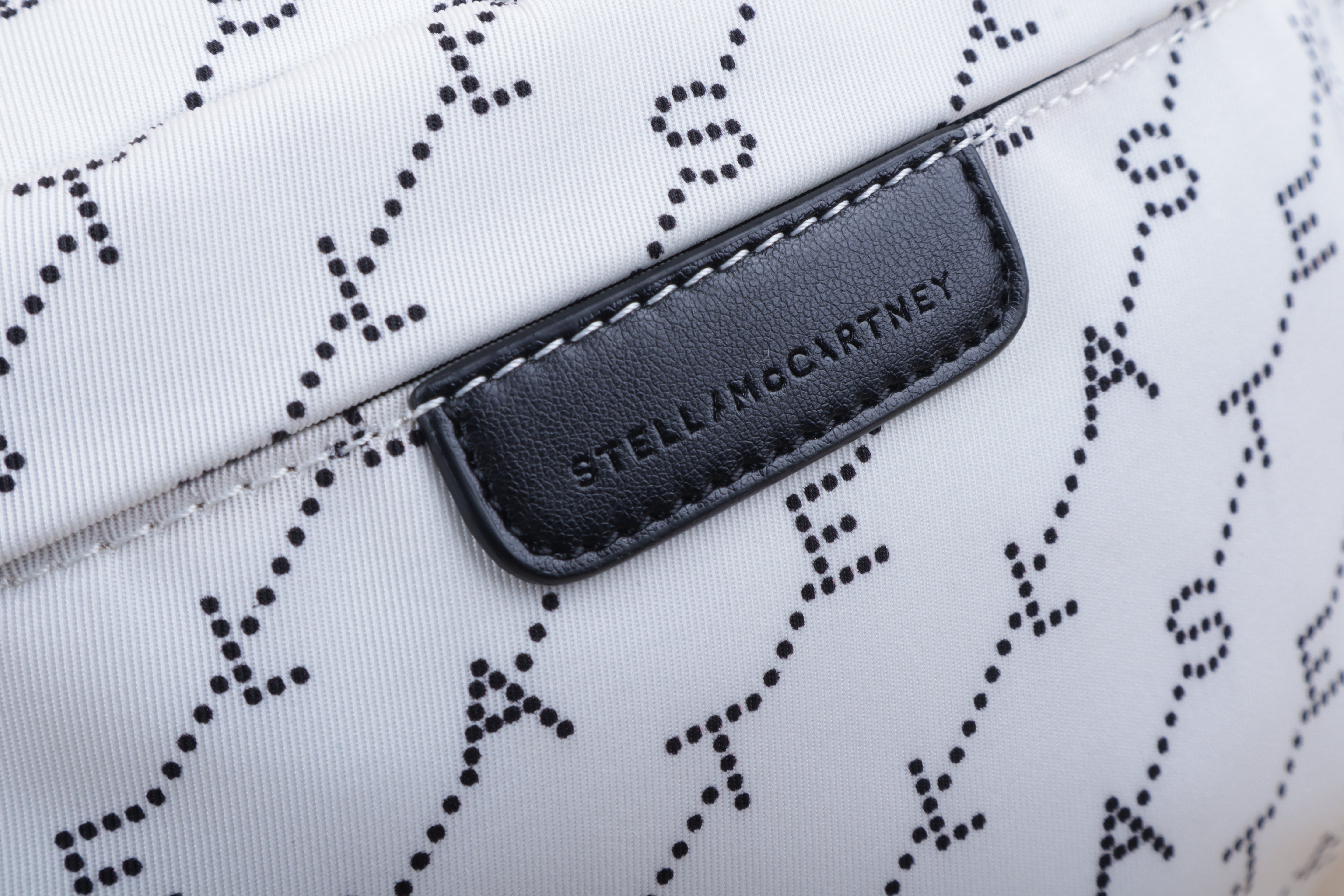 Stella Mccartney waist bag bicolor black and white