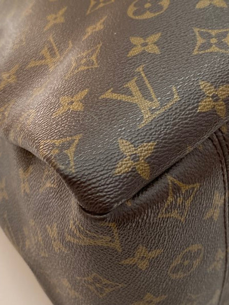 Louis Vuitton Monogram Artsy Bag