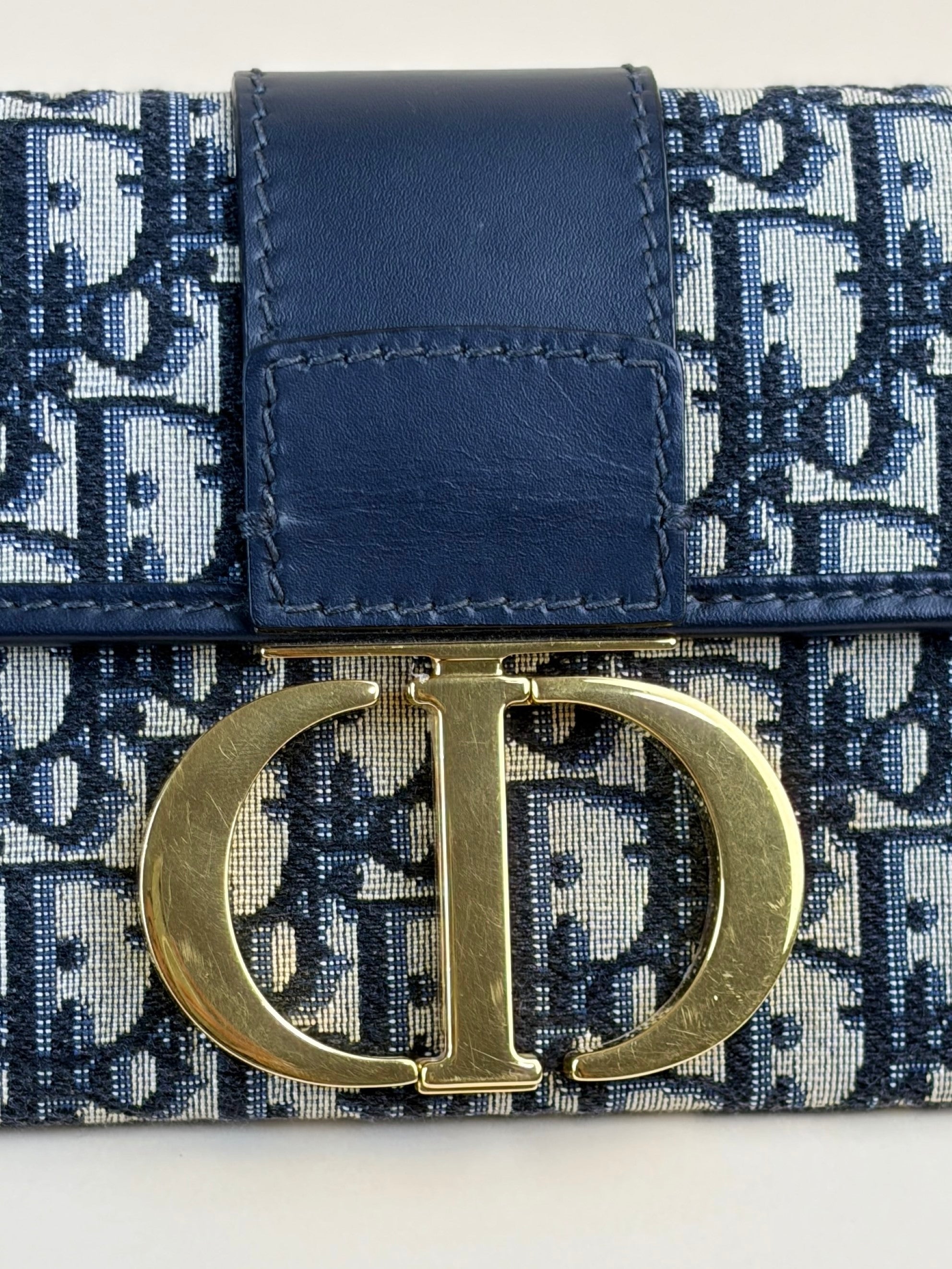 Dior blue oblique canvas 30montaigne chain clutch