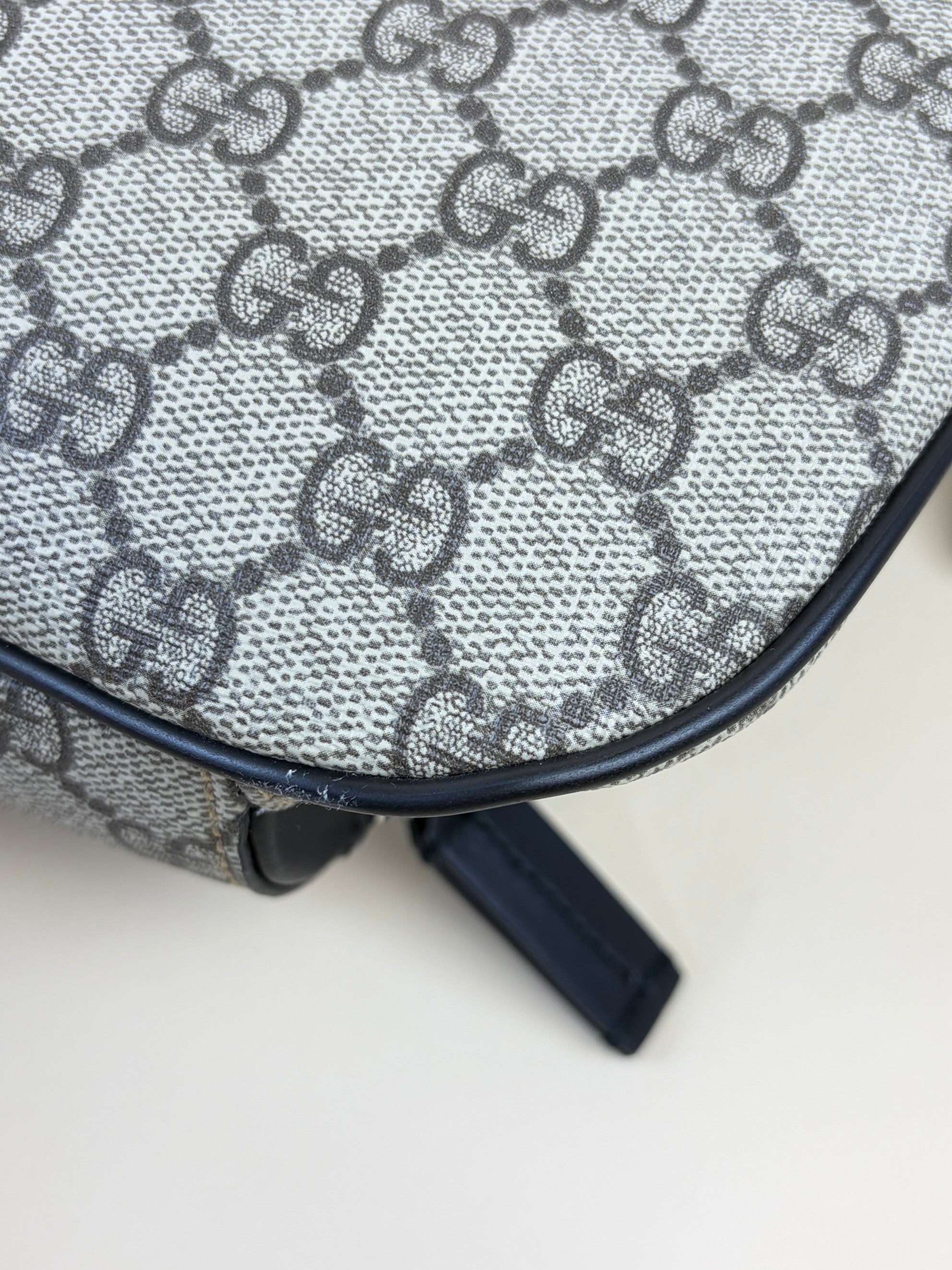 Gucci Bicolor GG Supreme Monogram Large Belt Bag